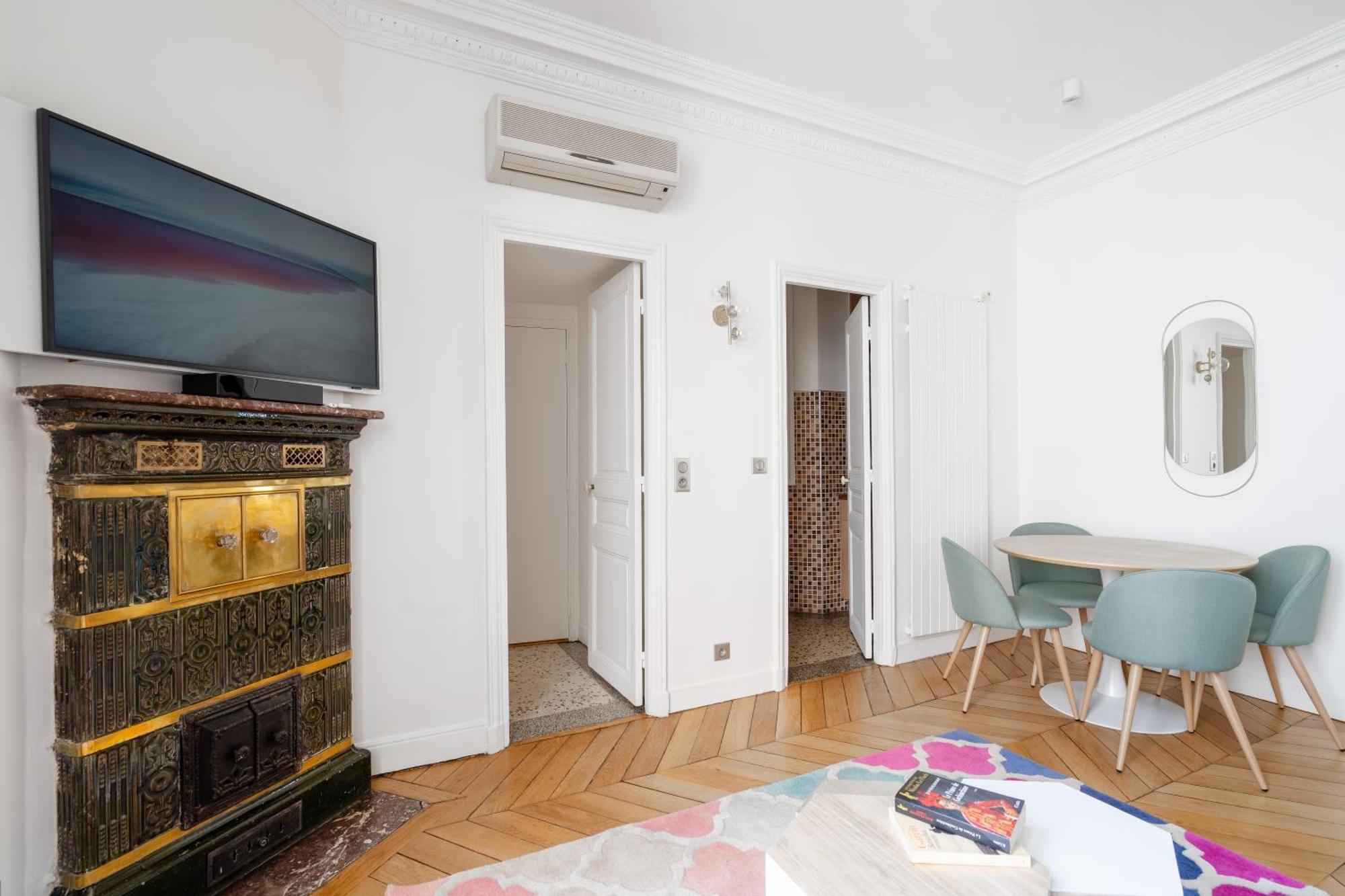 Hotelhome 16 Aparthotel Parigi