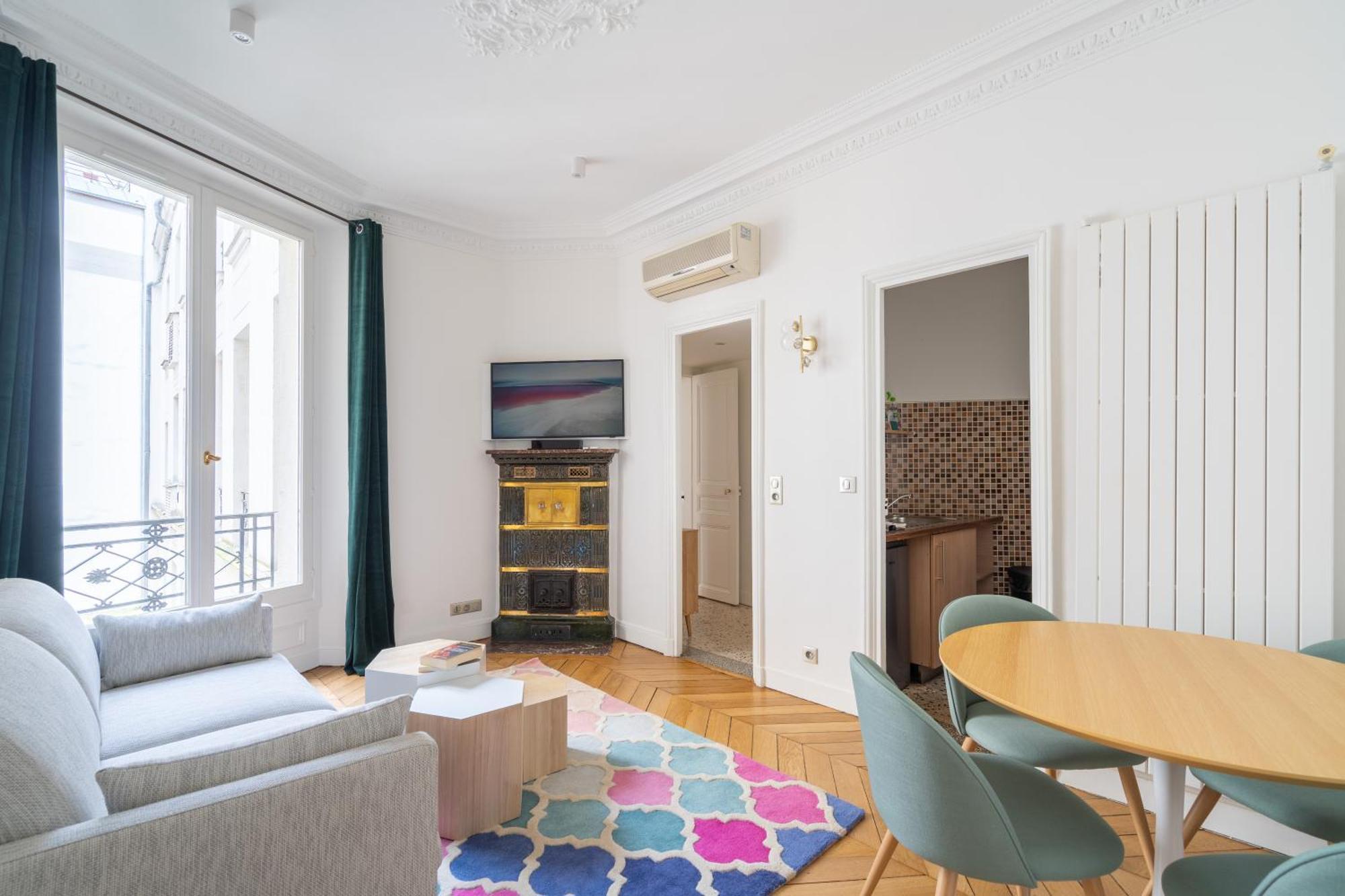 Aparthotel Hotelhome 16 3*