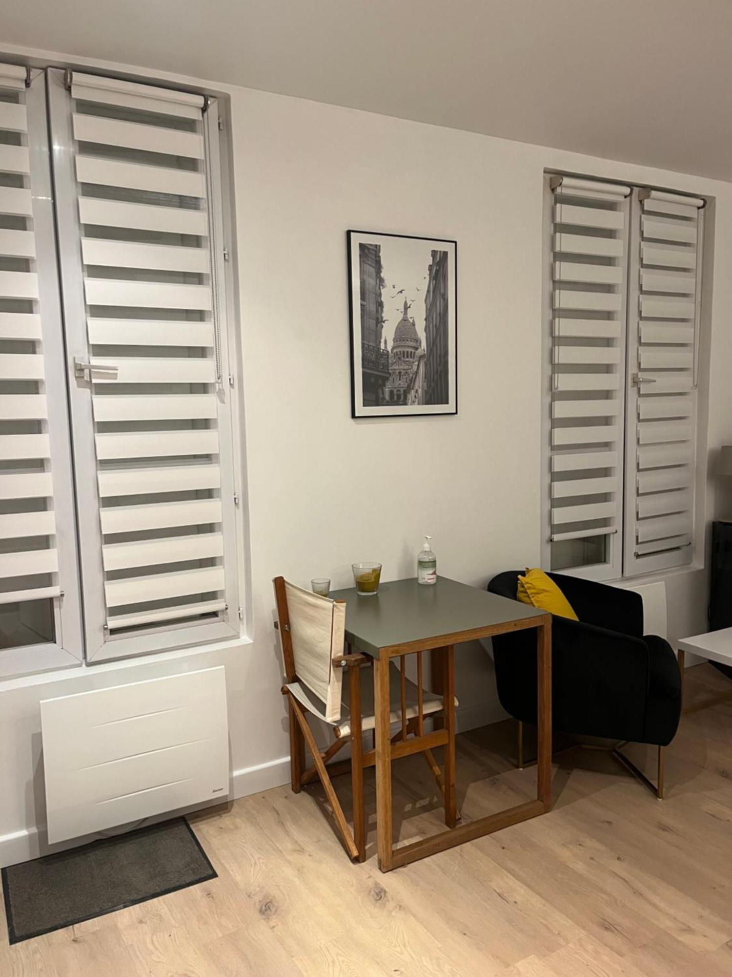 Entier Aux Abbesses - Montmartre - Flat In Montmartre Apartment *