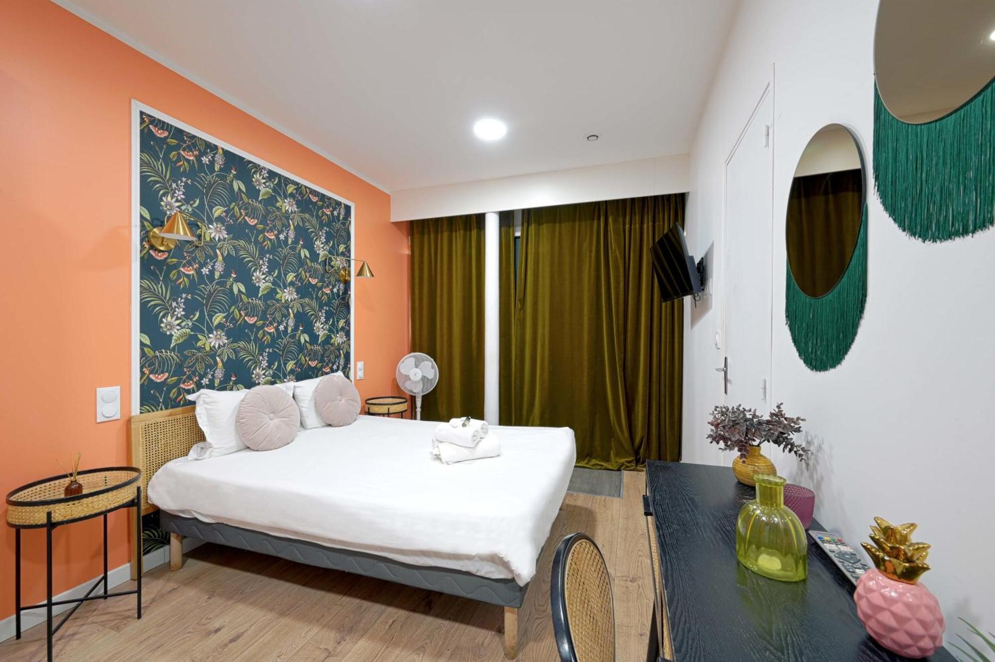 Modern Secure Studio- Perfect For 2- Catacombs Parigi