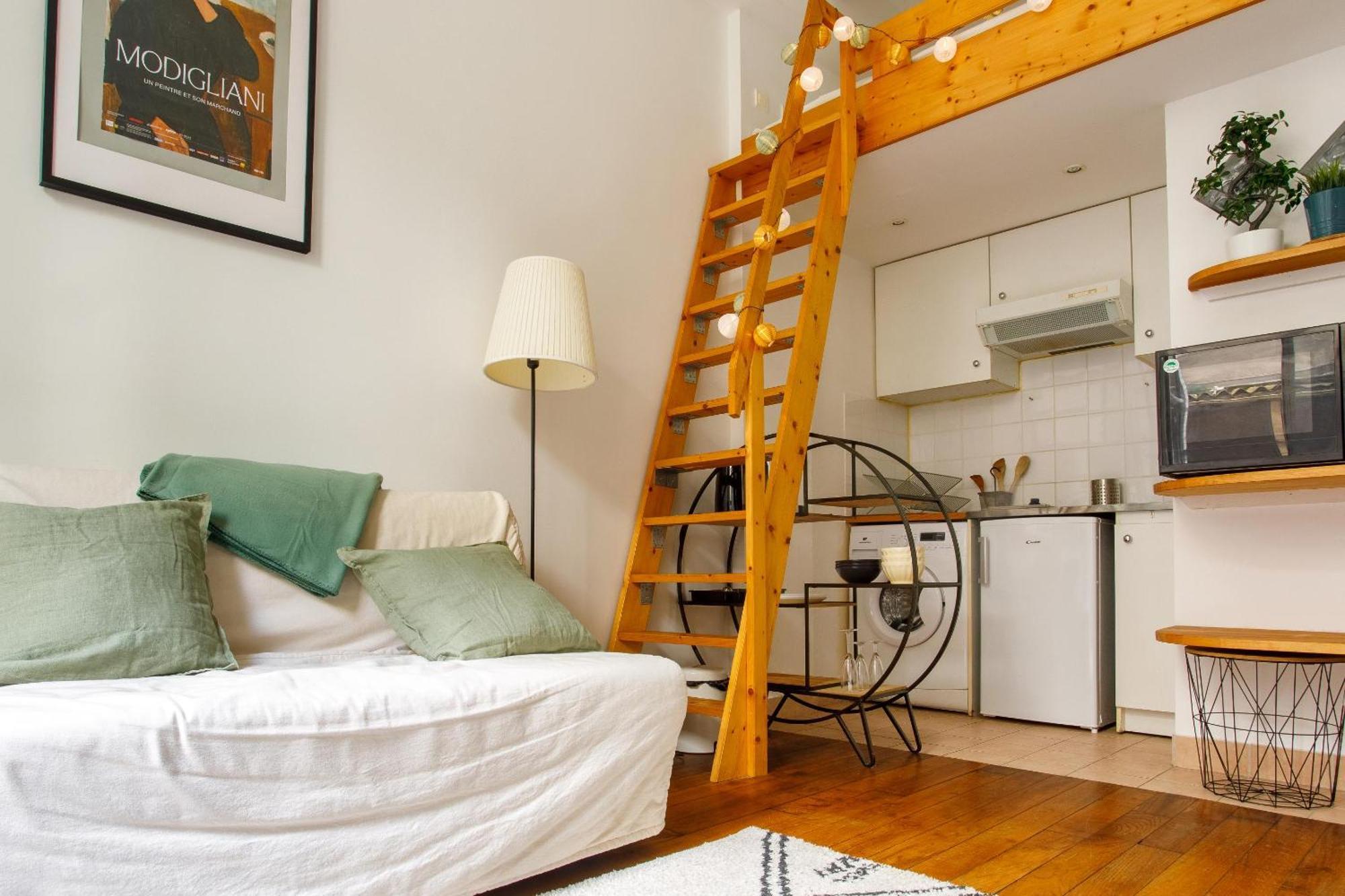 Charming Studio With Patio Passerelle Appartamento Parigi