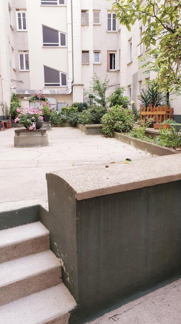 Montmartre, Mairie Du 18e Appartamento