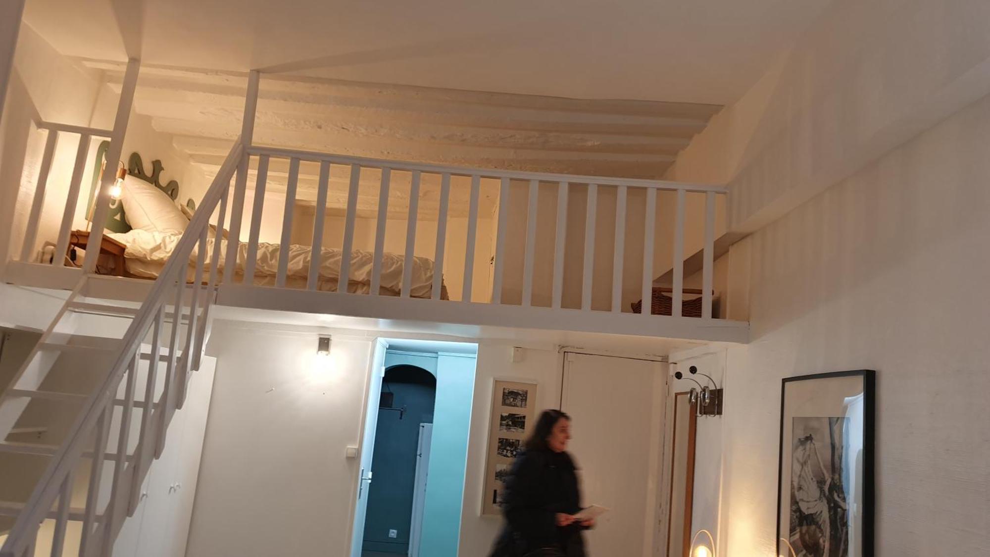 Appartamento 1 Minute Gare Montparnasse , Center , Front Metro,close To Eiffel Tour And Louvre Meusm Parigi
