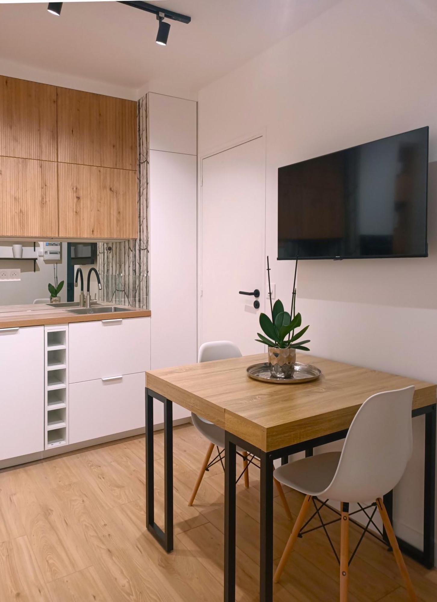 Apartment And Cosy 1 Bedroom Paris