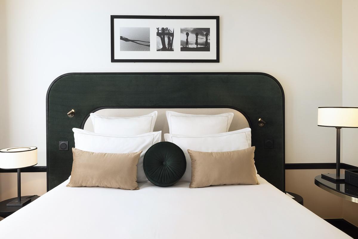 Aiglon Hotel Paris