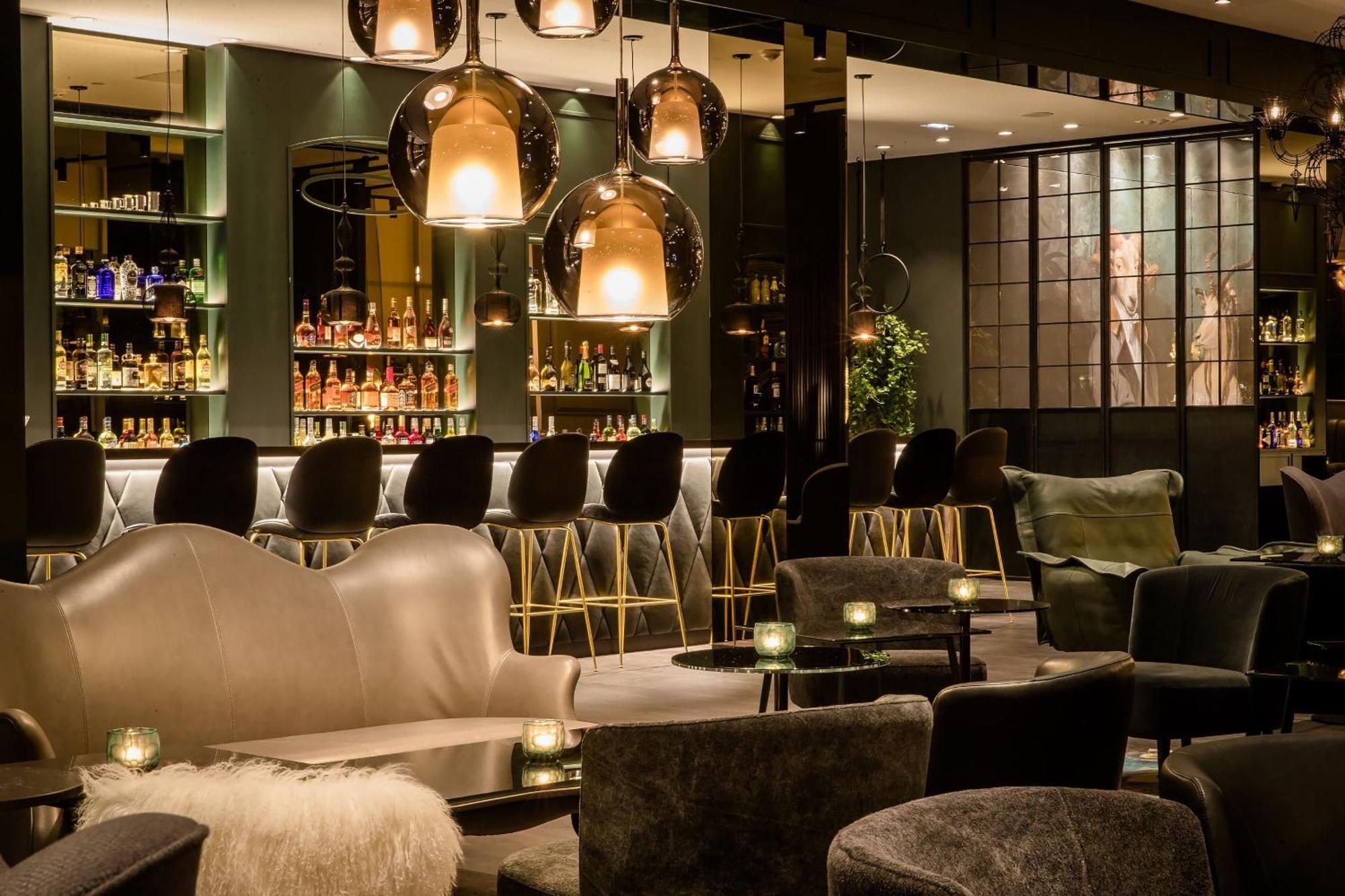 Hotel One Paris-porte Doree