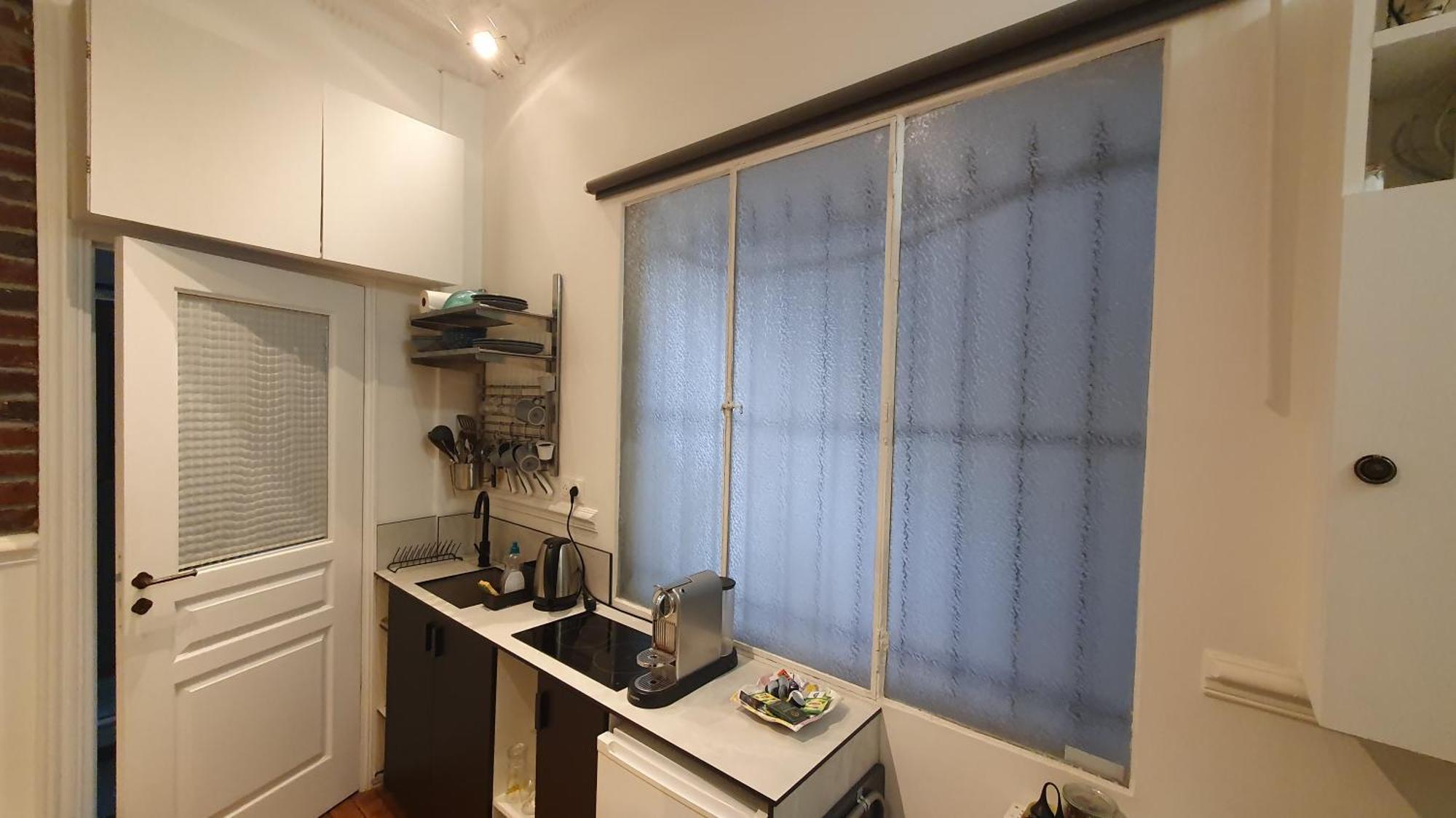 Appartamento 16m2 Dans Immeuble Hausmannien