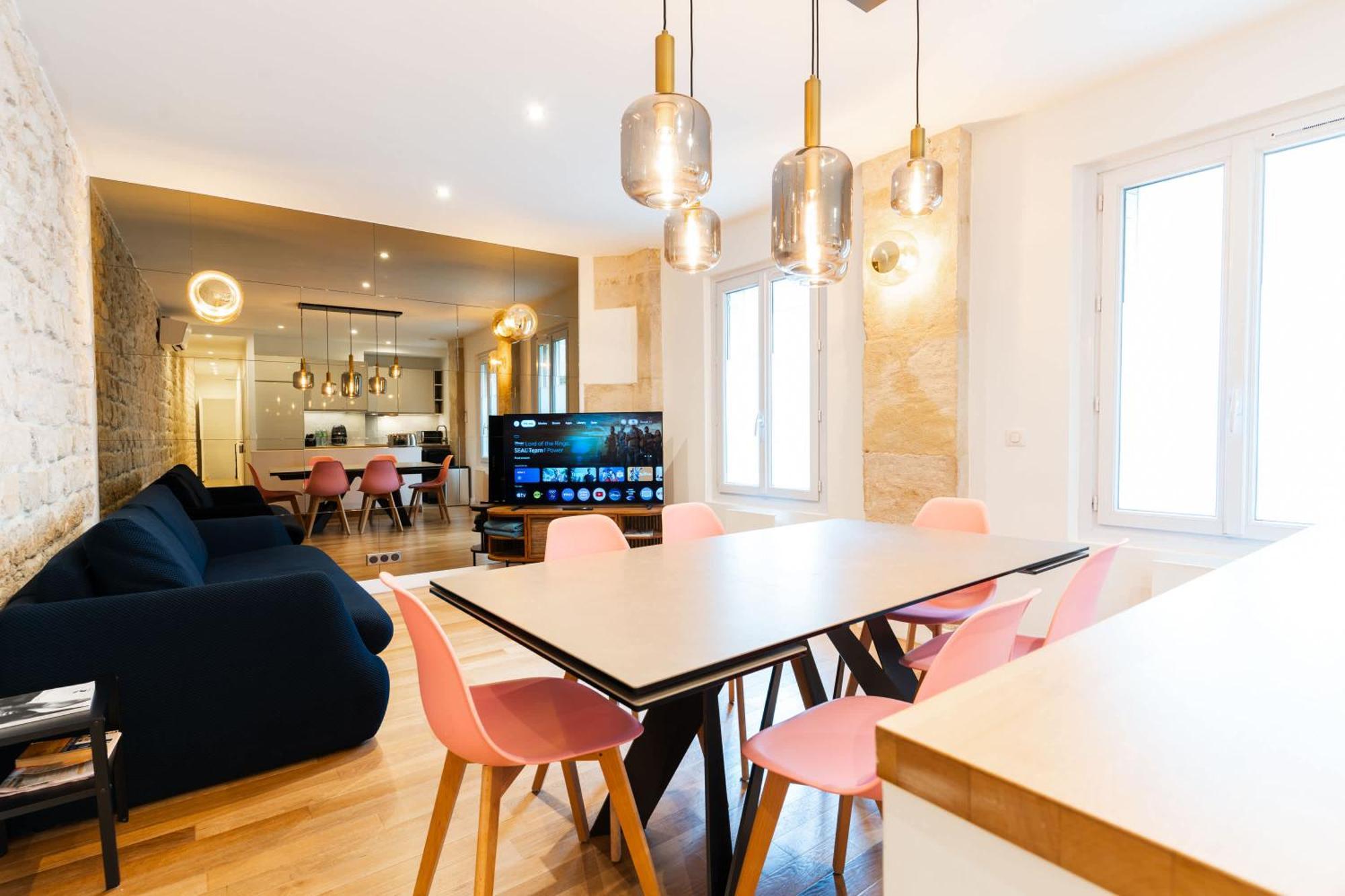 Loft 4 Bedroom Montmartre Pigalle Ac By Lcc Agency * Parigi