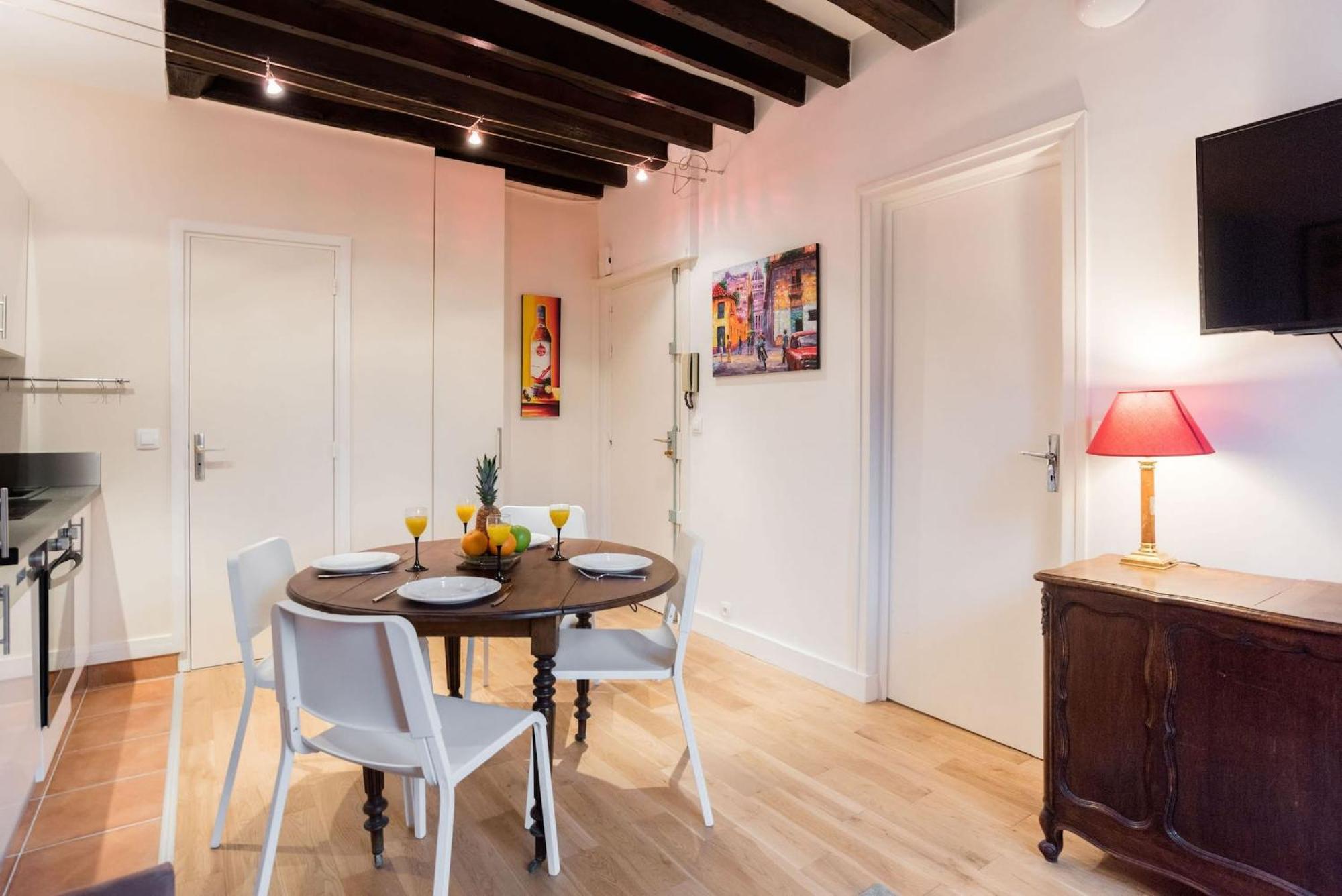 Le Marais & Arts Et Metiers - 1br - Cityapartmentstay Parigi