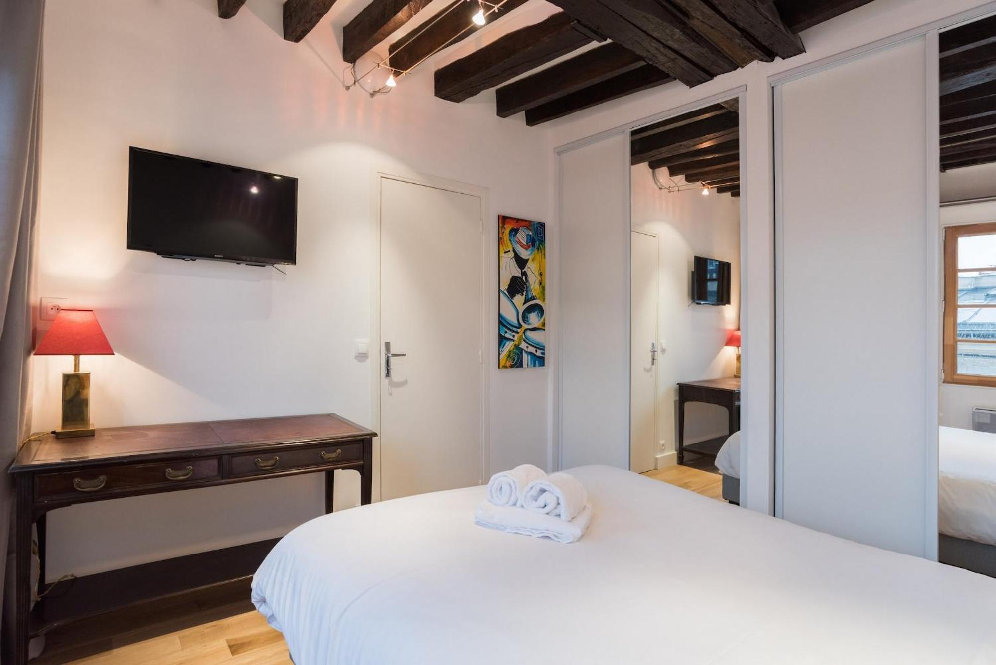 Le Marais & Arts Et Metiers - 1br - Cityapartmentstay Parigi