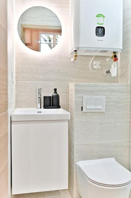 Apartment Petit Confortable & Tranquille 17eme *