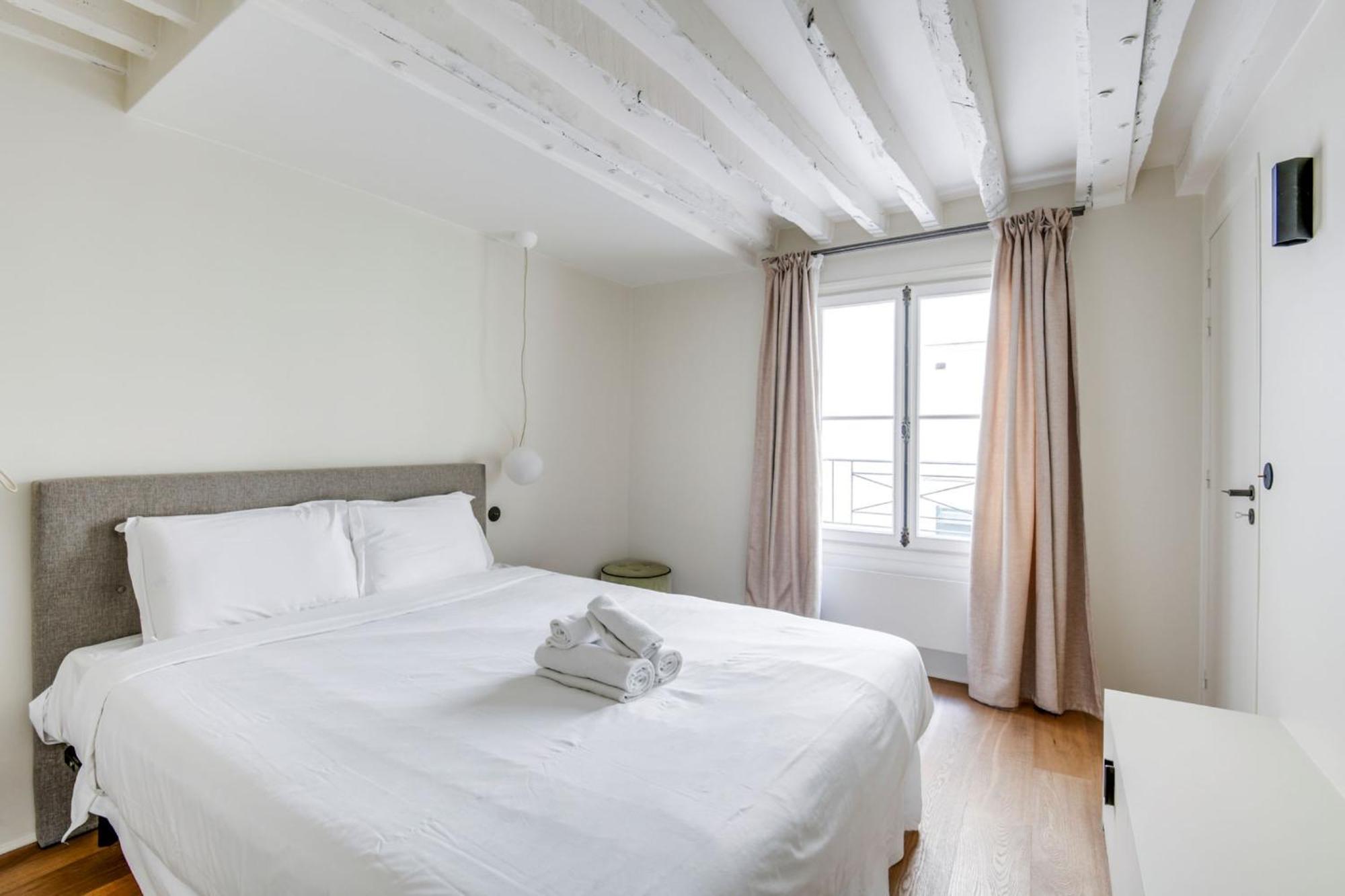 La Seine & Saint Germain - 2br - Cityapartmentstay *