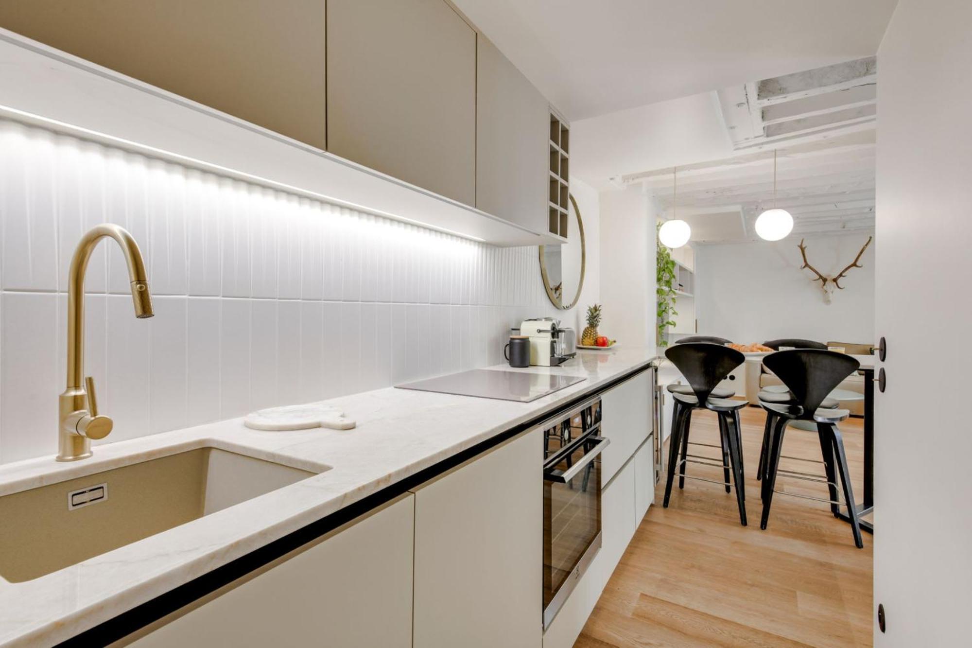 La Seine & Saint Germain - 2br - Cityapartmentstay * Paris