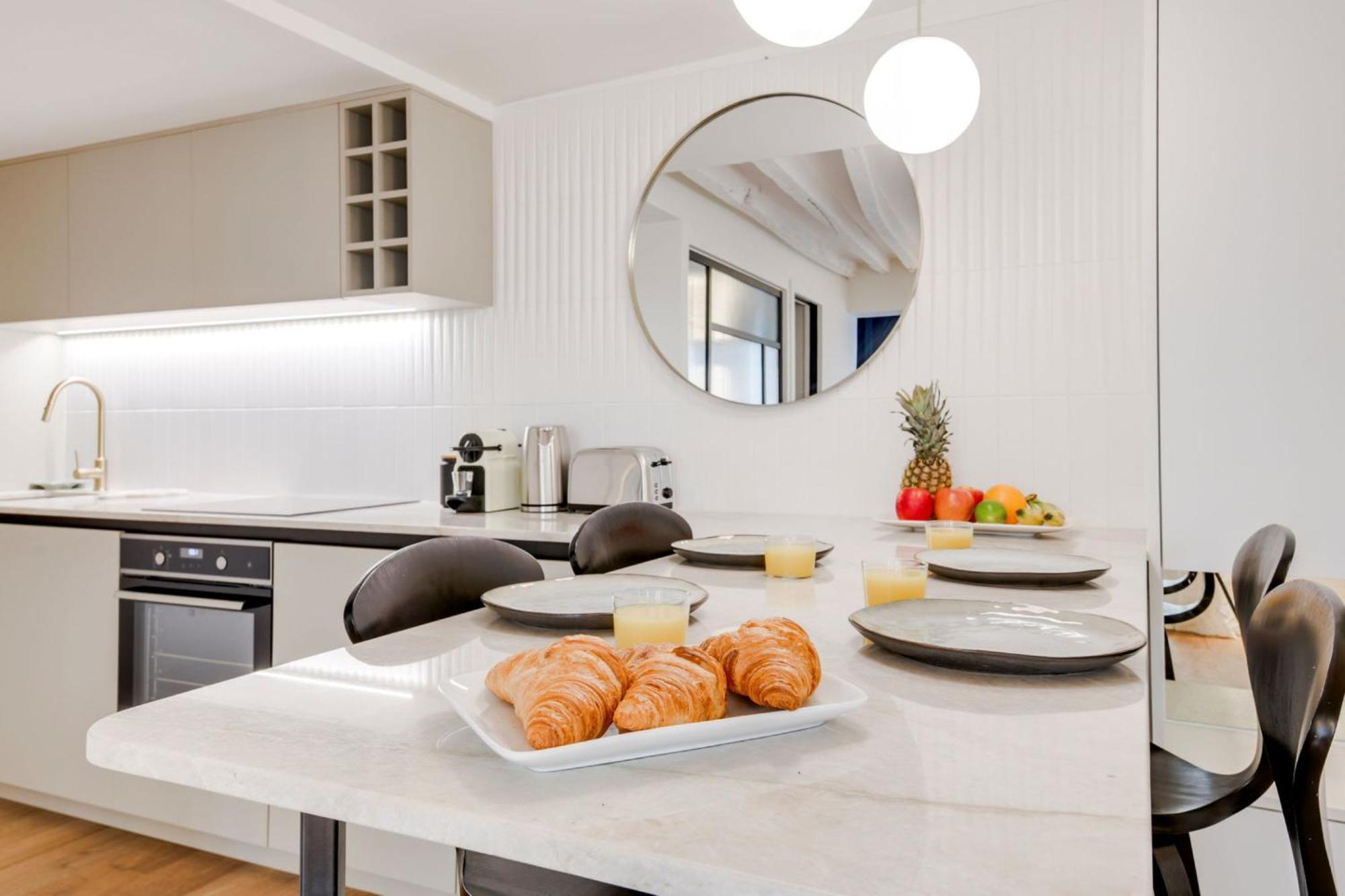 La Seine & Saint Germain - 2br - Cityapartmentstay Apartment