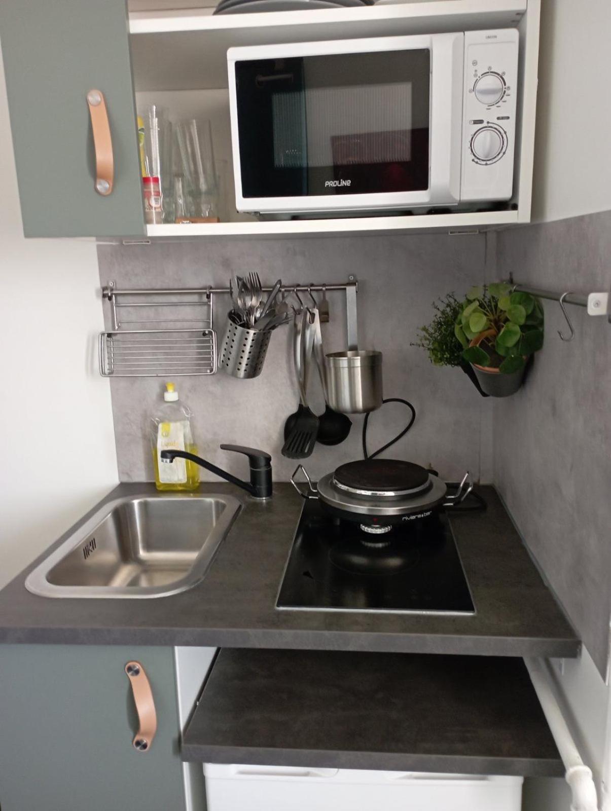 Superbe Studio Quartier Chic Centre Paris