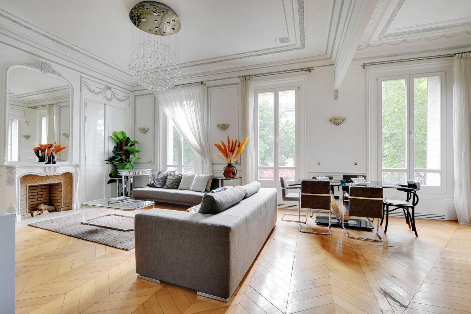 Appartamento Magnificent Appt - 2bd-4p - Georges V - Champs-elysees *
