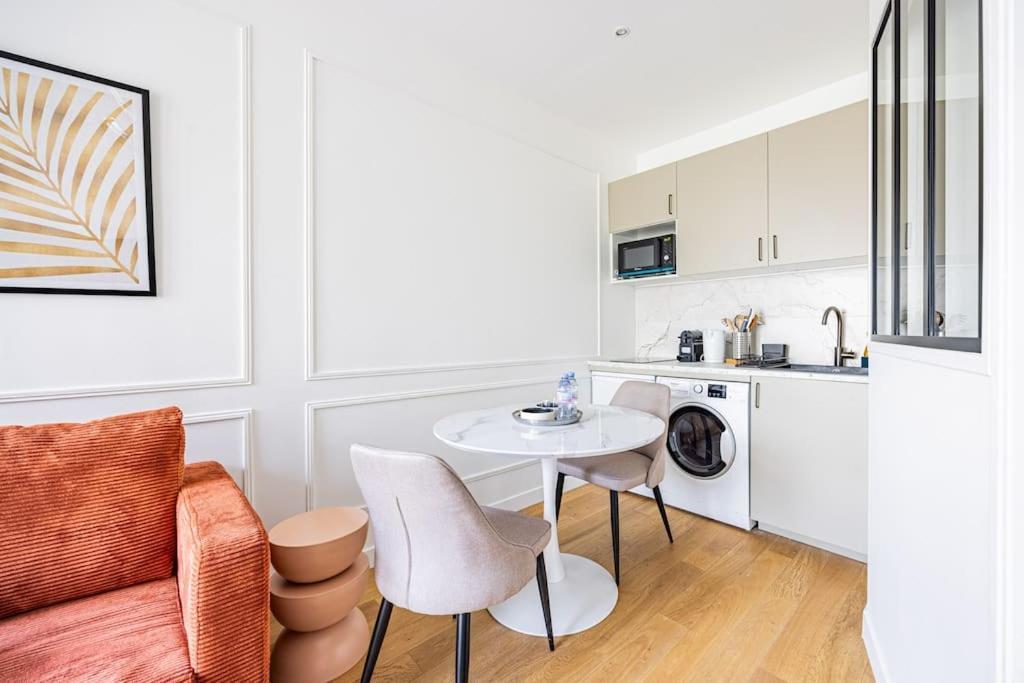 Appartamento 1 Chambre#tour Eiffel#champ De Mars#paris 7 Parigi
