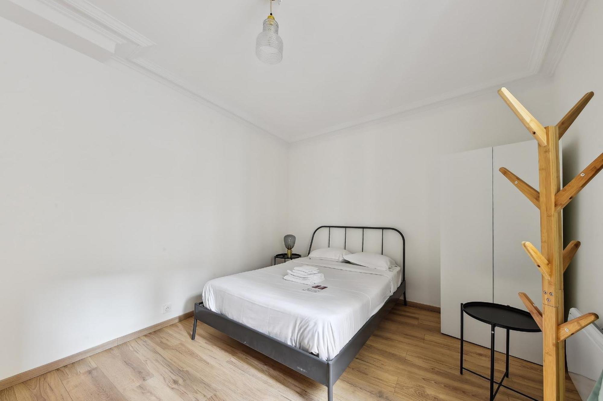 Montmartre 2br Cozy Appartamento *
