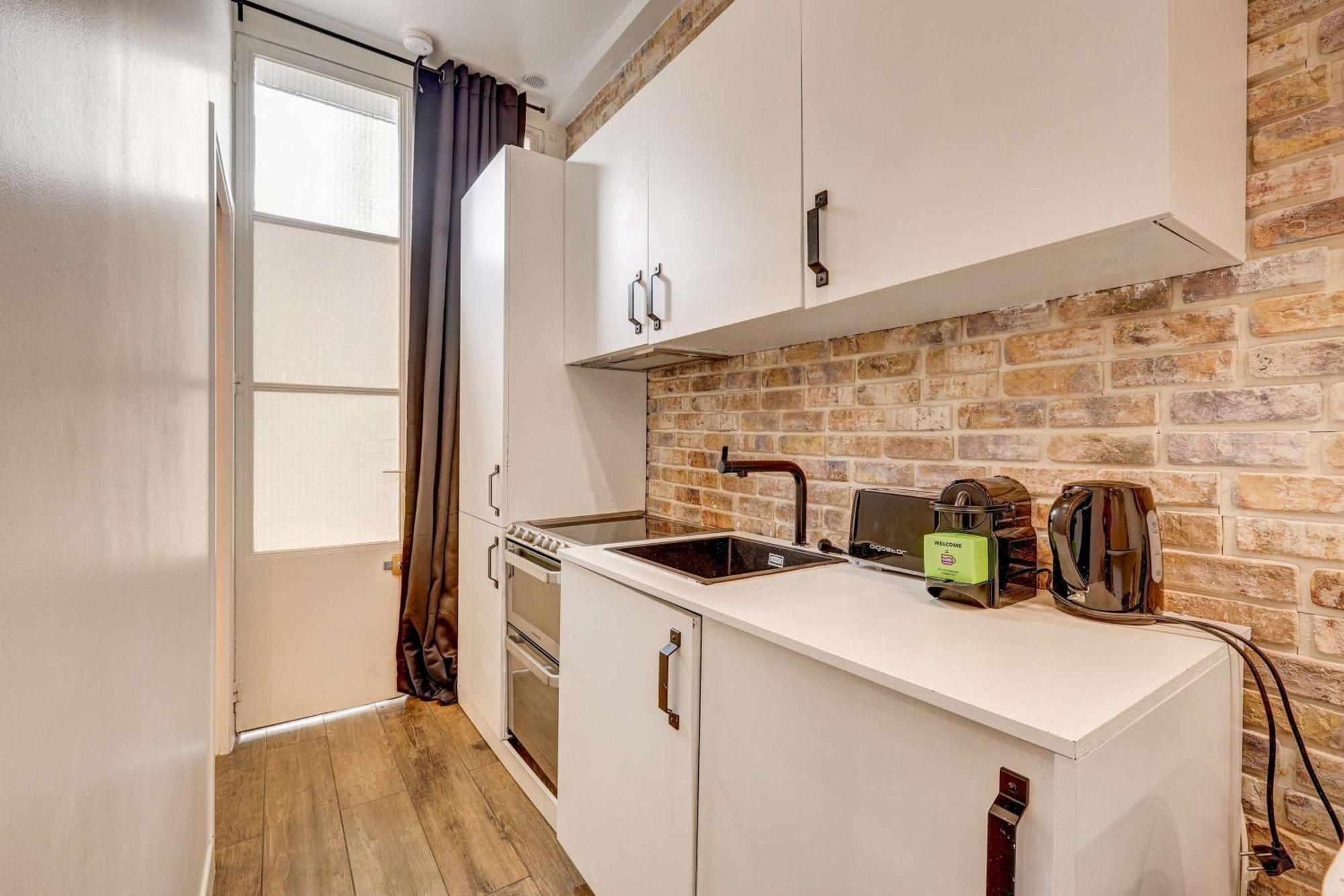 Gare De Lyon 4bd - 4bth Apartment! Parigi