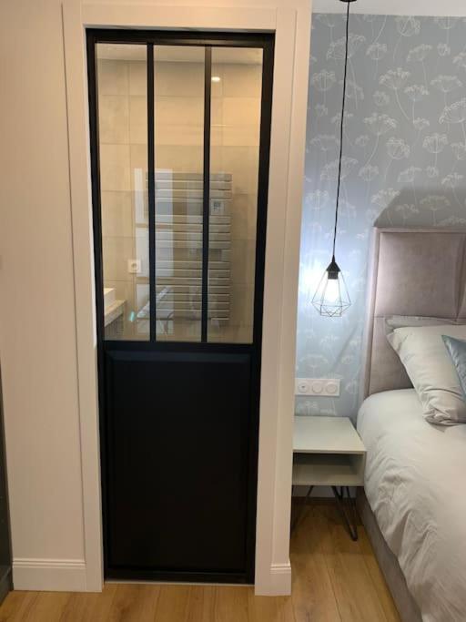 Renovated Close To Opera Appartamento