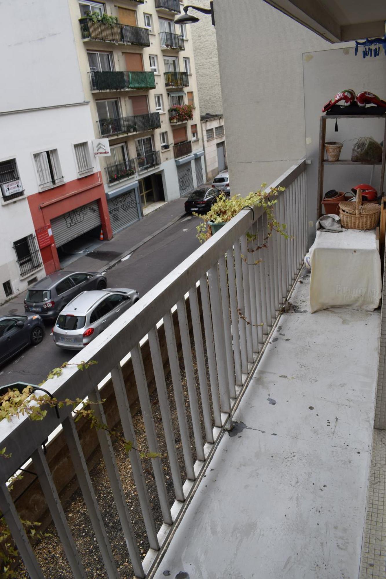 La Fourmi De Montmartre