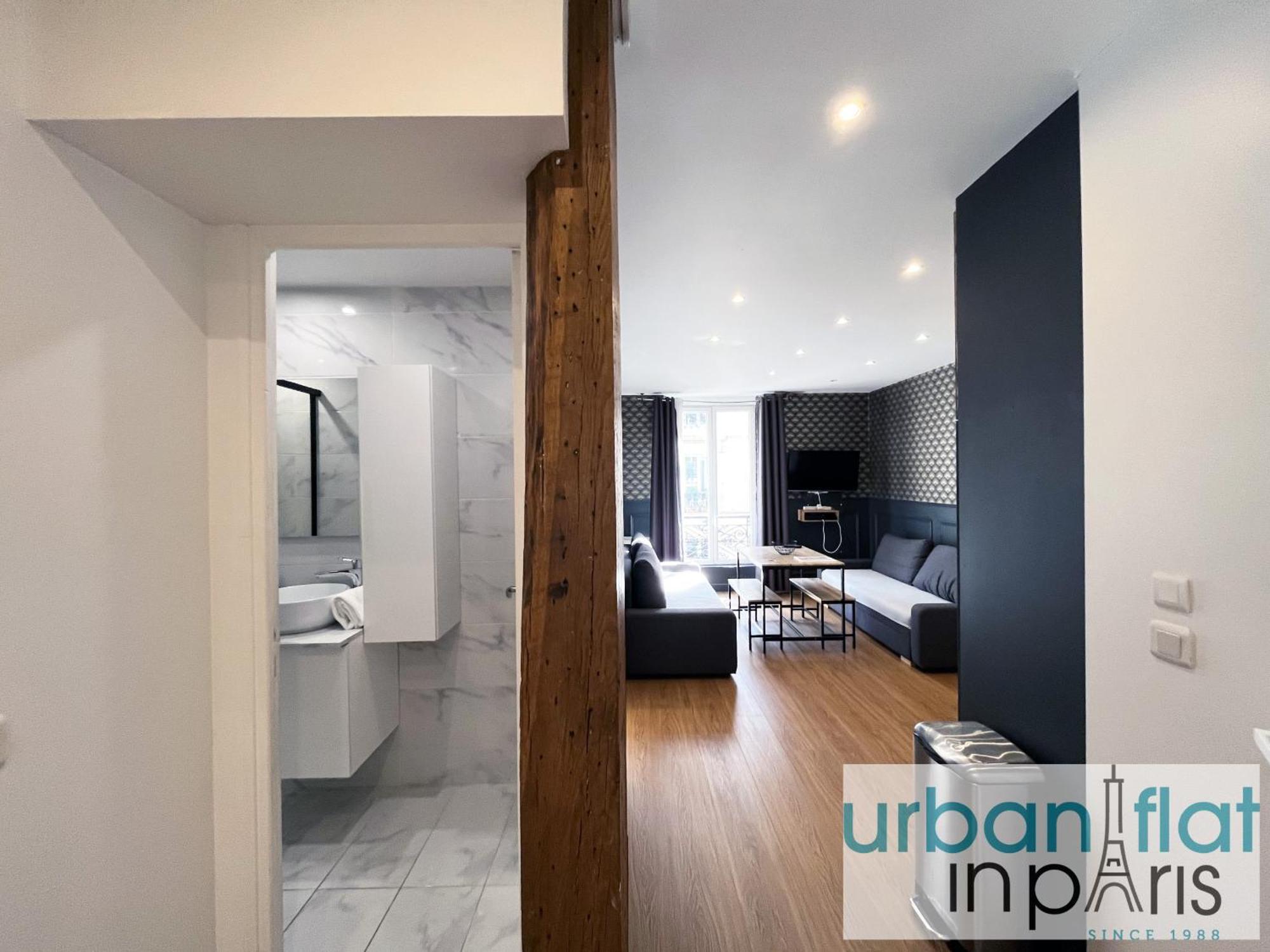 Urban Flat 18 - Charming 2bdr Parisian * Paris