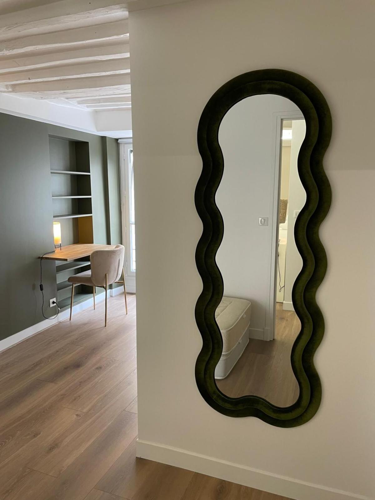 4 Pieces Charme Centre Parigi