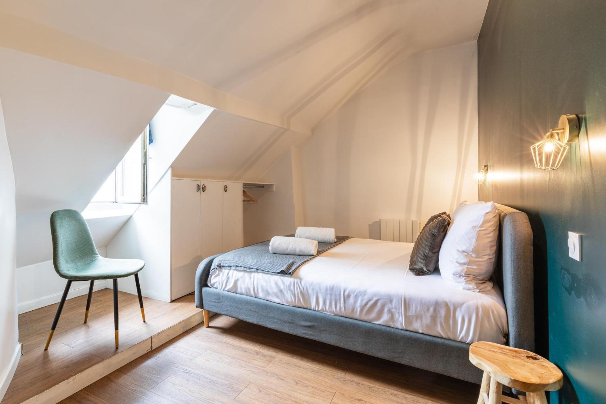 Sentier, Marais, Spacieux Duplex 2 Salles De Bain Paris