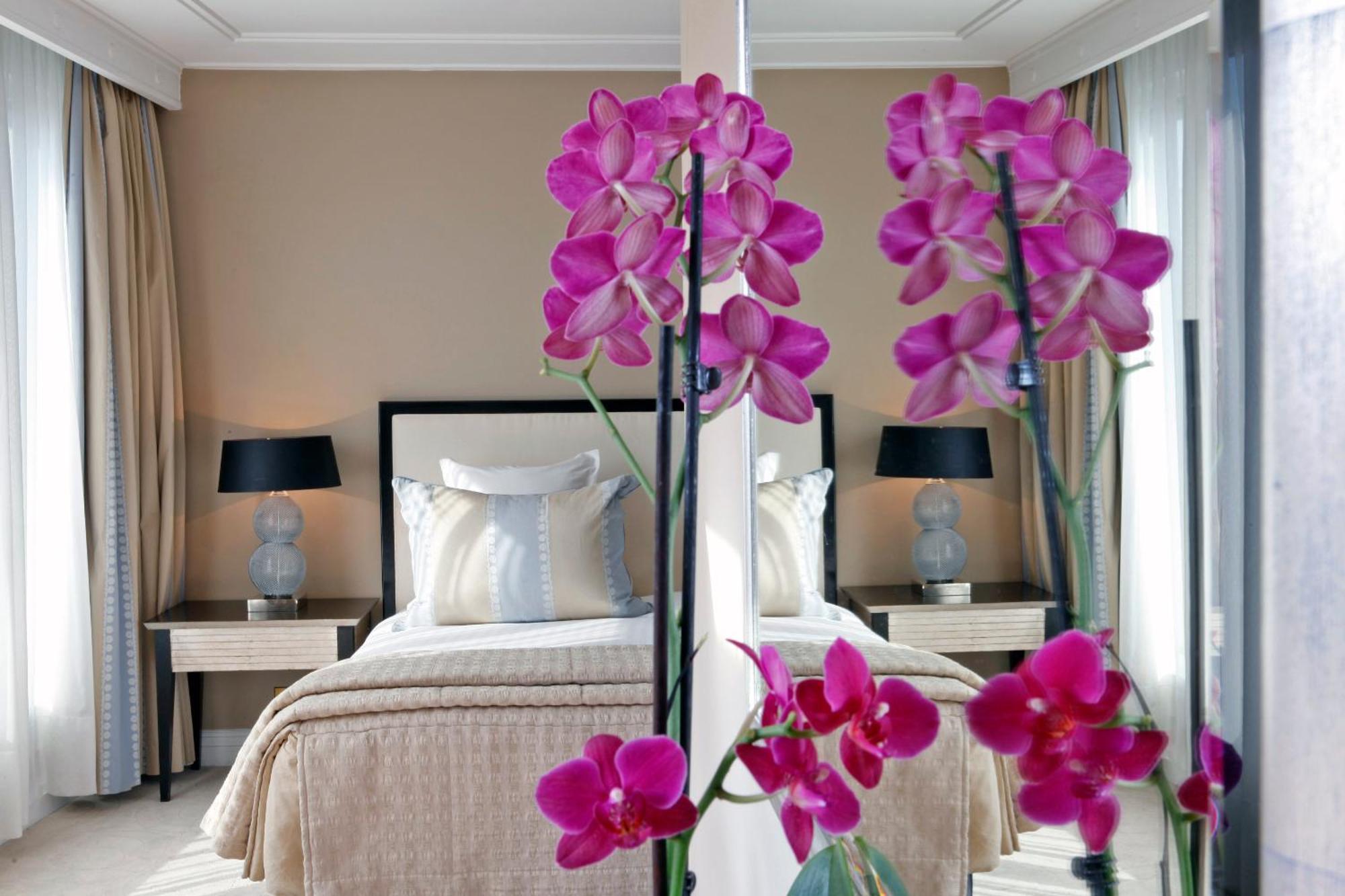 Warwick Champs-elysees Hotel Parigi
