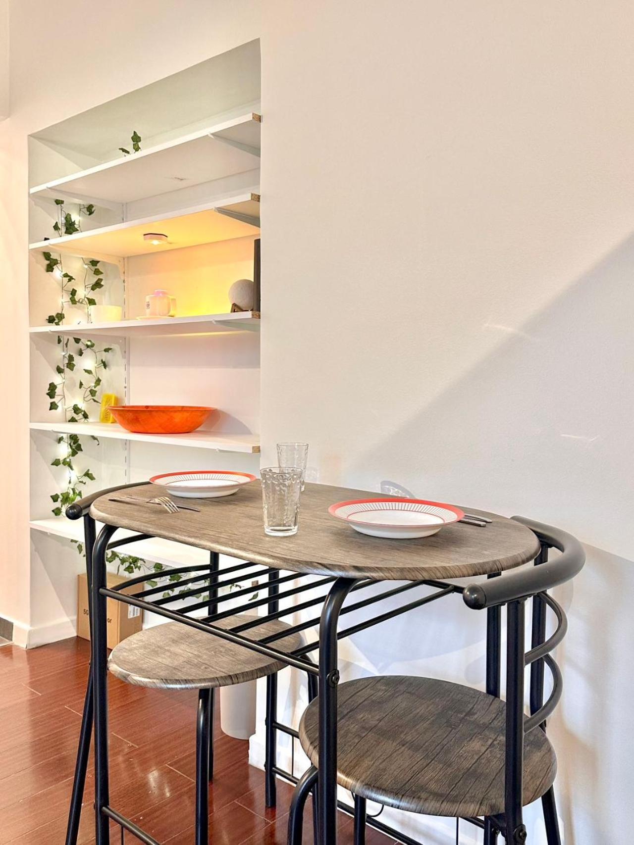 Cozy Near Marais On Rue Trousseau Bed & Breakfast *
