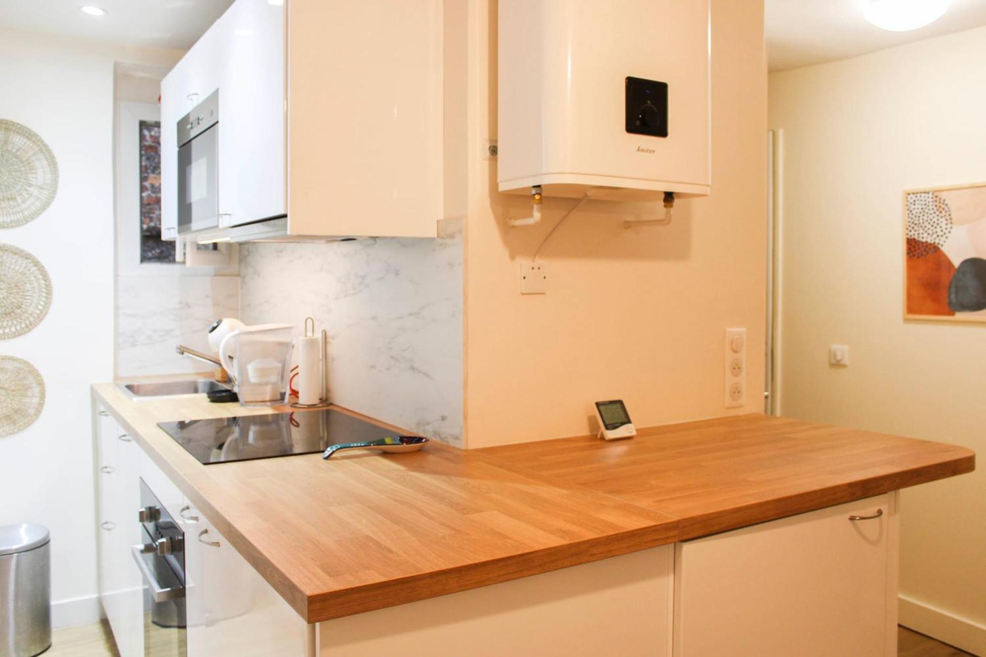 Bright With Balcony Quiet Location * Parigi