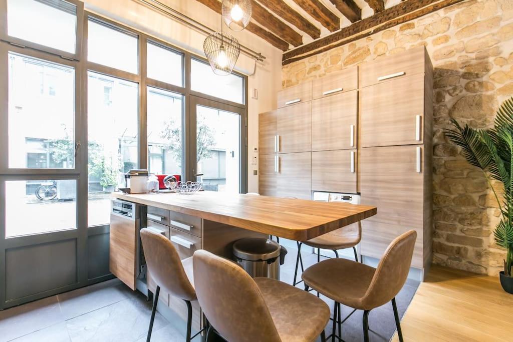 Coeur De Voltaire - Loft Cosy Parisien Apartment Paris