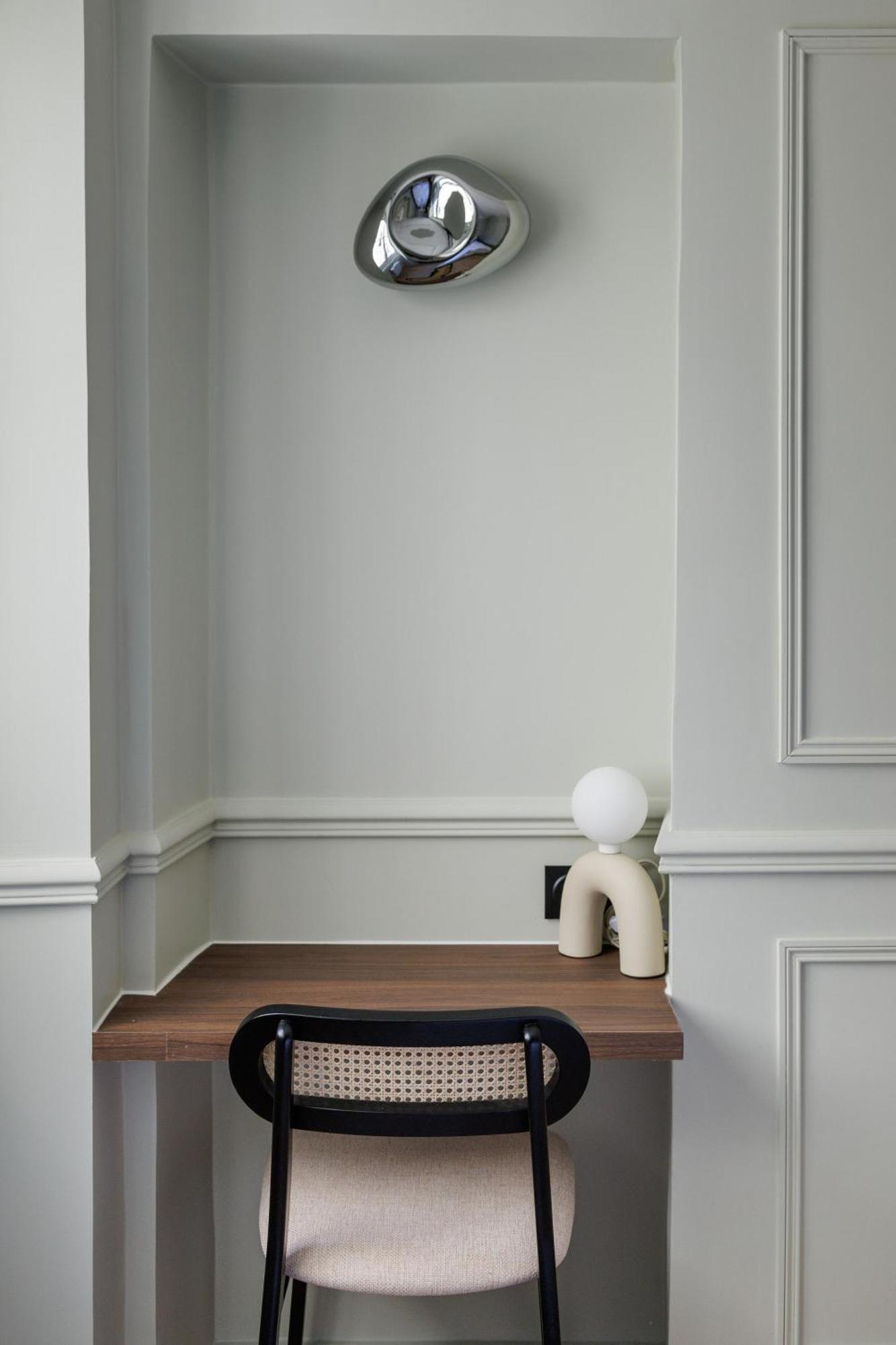 Poetic - Louvre Apartment *