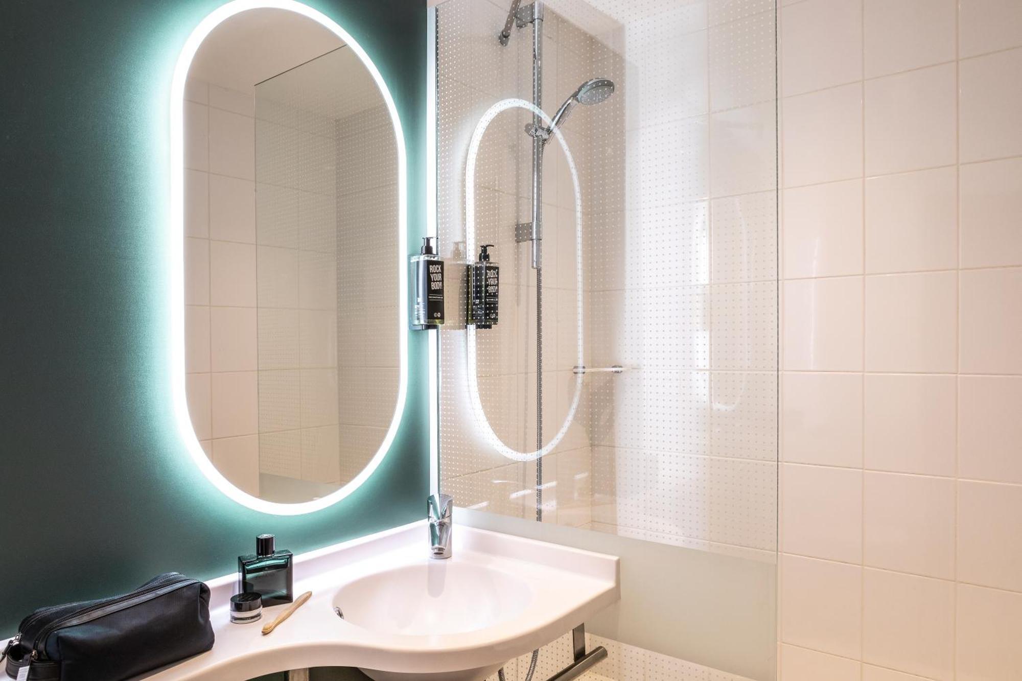 Ibis Maine Montparnasse 3* Parigi