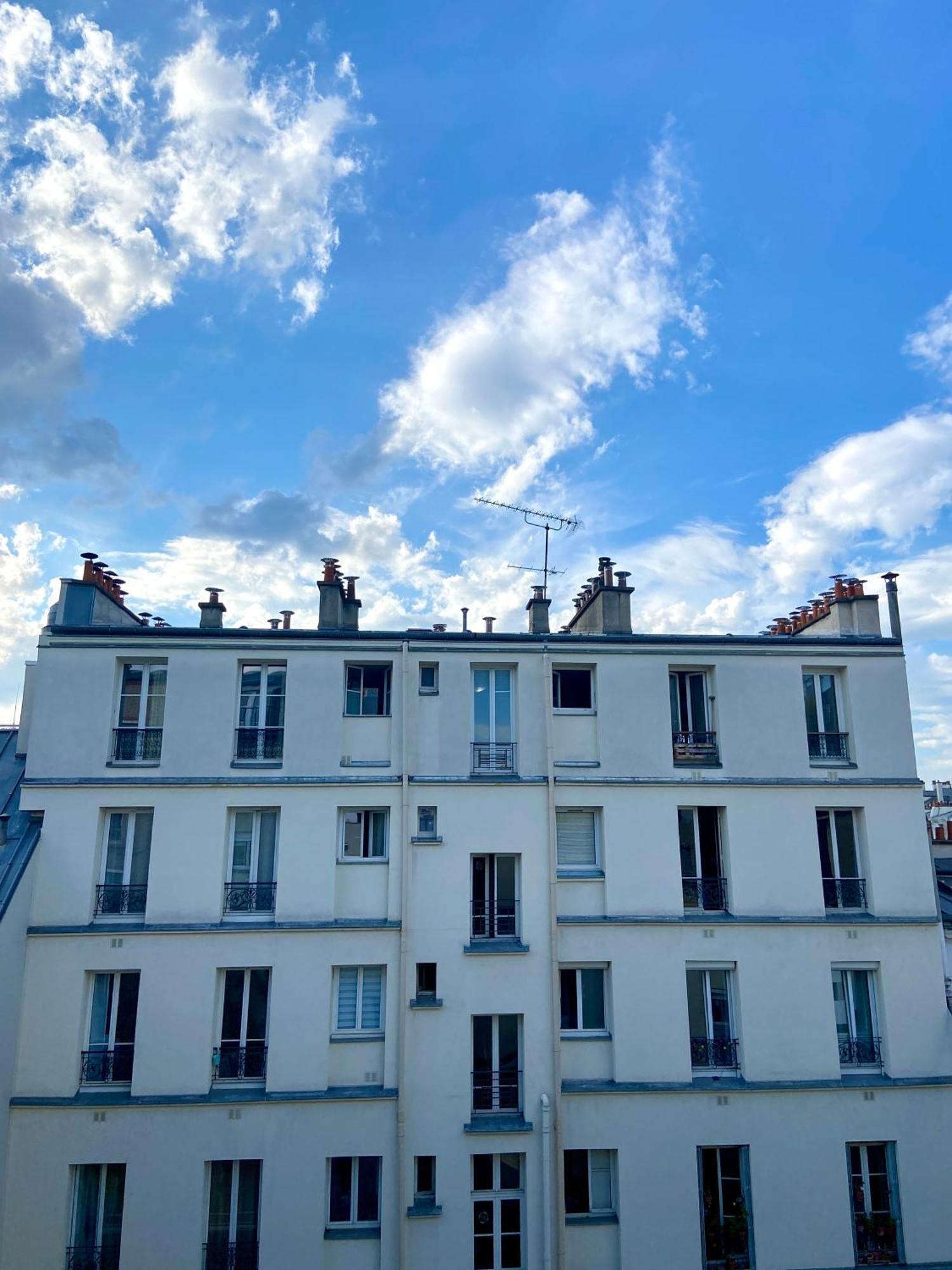 Avec Terrasse Parigi