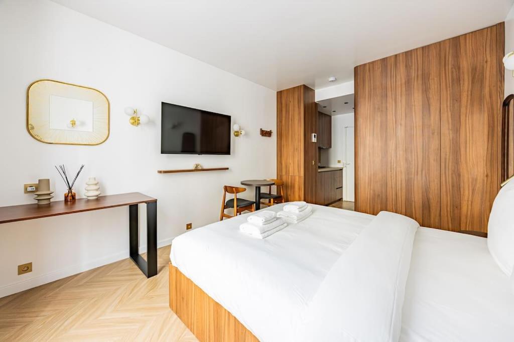 151 Luxueuse-etienne Marcel-chatelet-paris 3 Apartment *