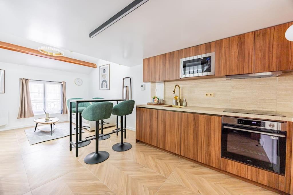 155#suite Luxueuse#etienne Marcel#chatelet#paris 3 *