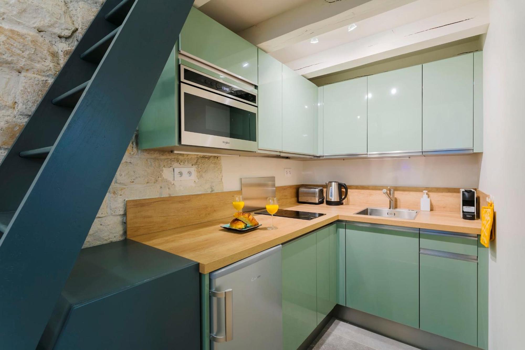 Appartamento Jardins Des Champs-elysees - Cityapartmentstay Parigi