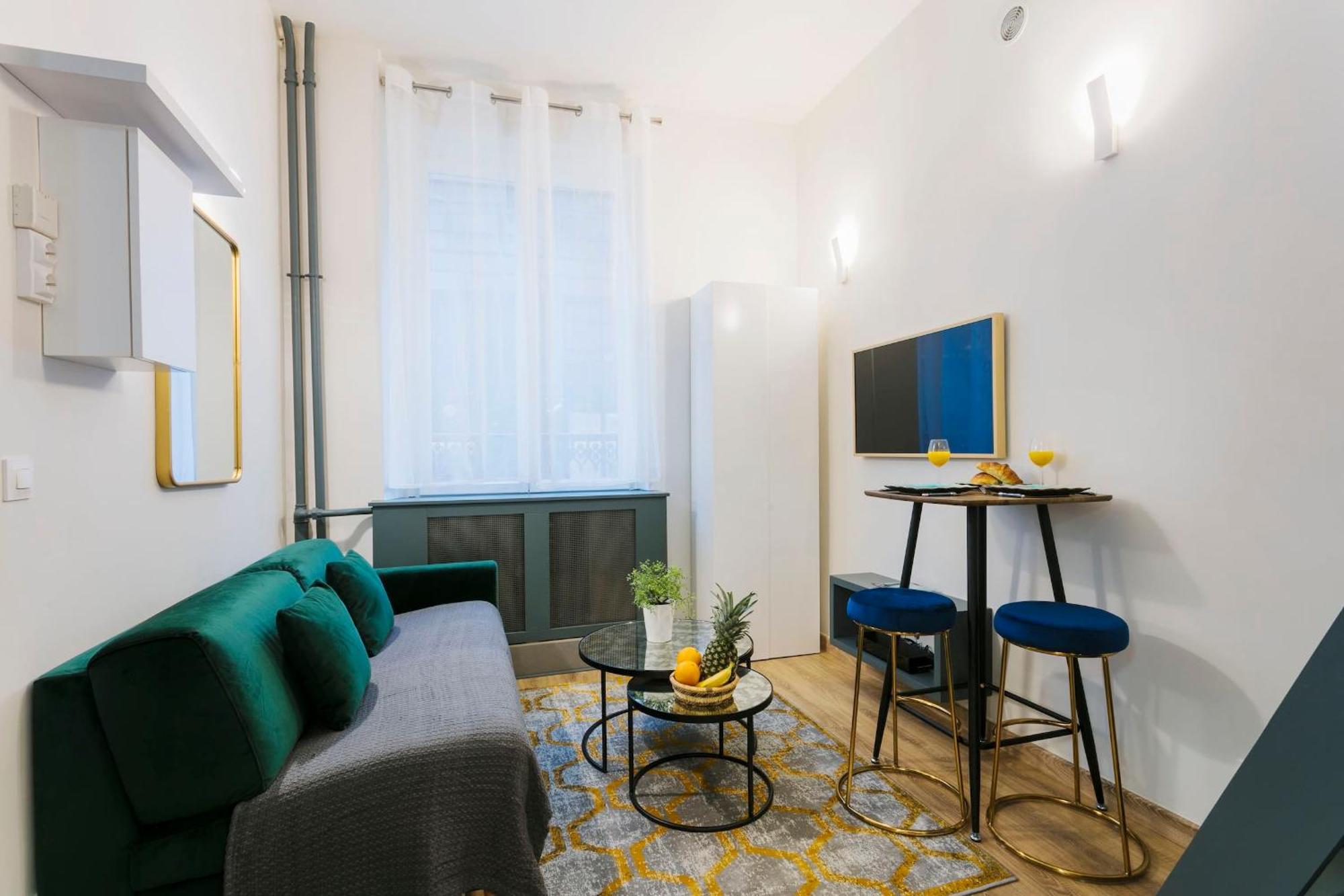 Jardins Des Champs-elysees - Cityapartmentstay Appartamento