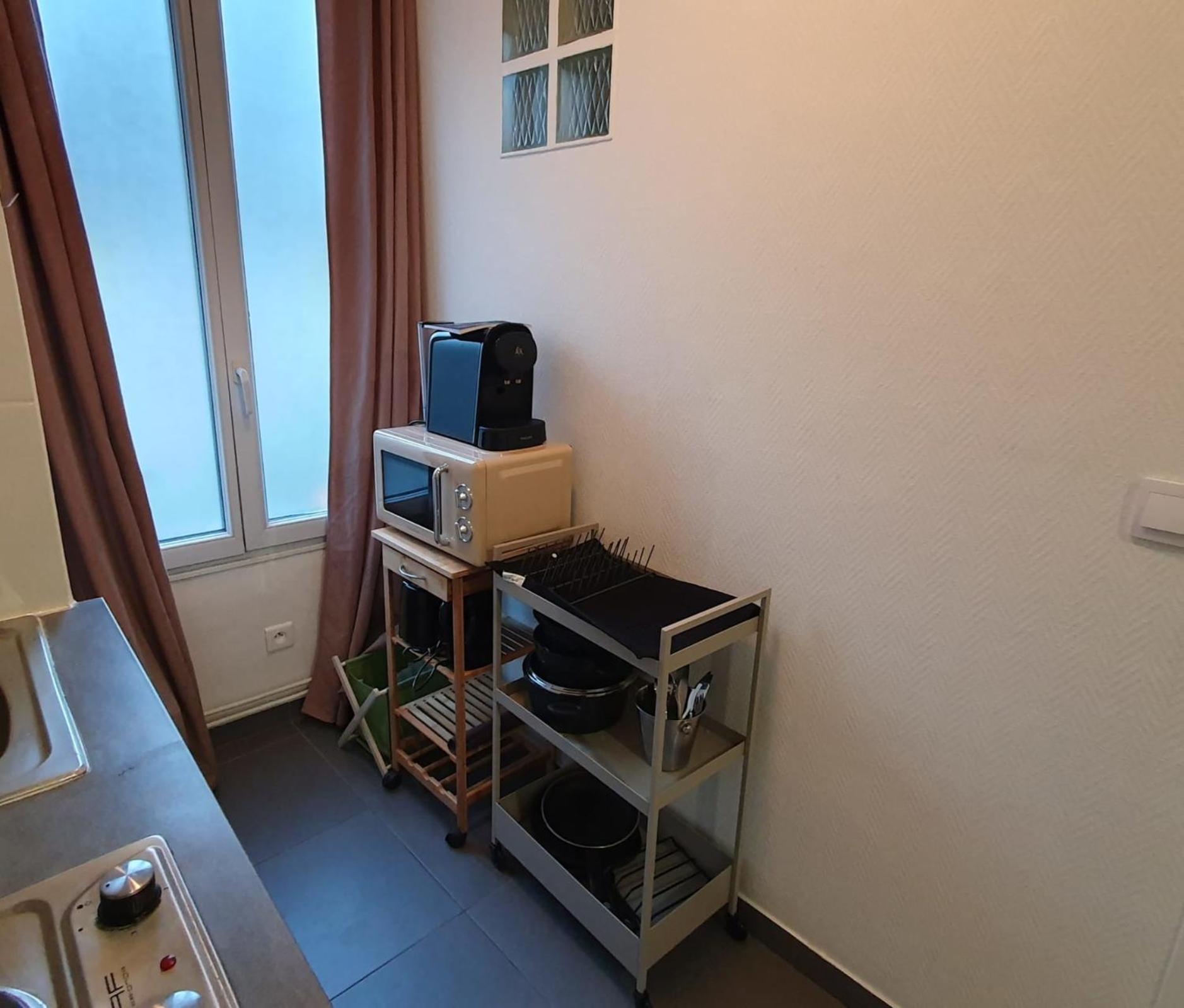 Near Buttes-chaumont Apartment