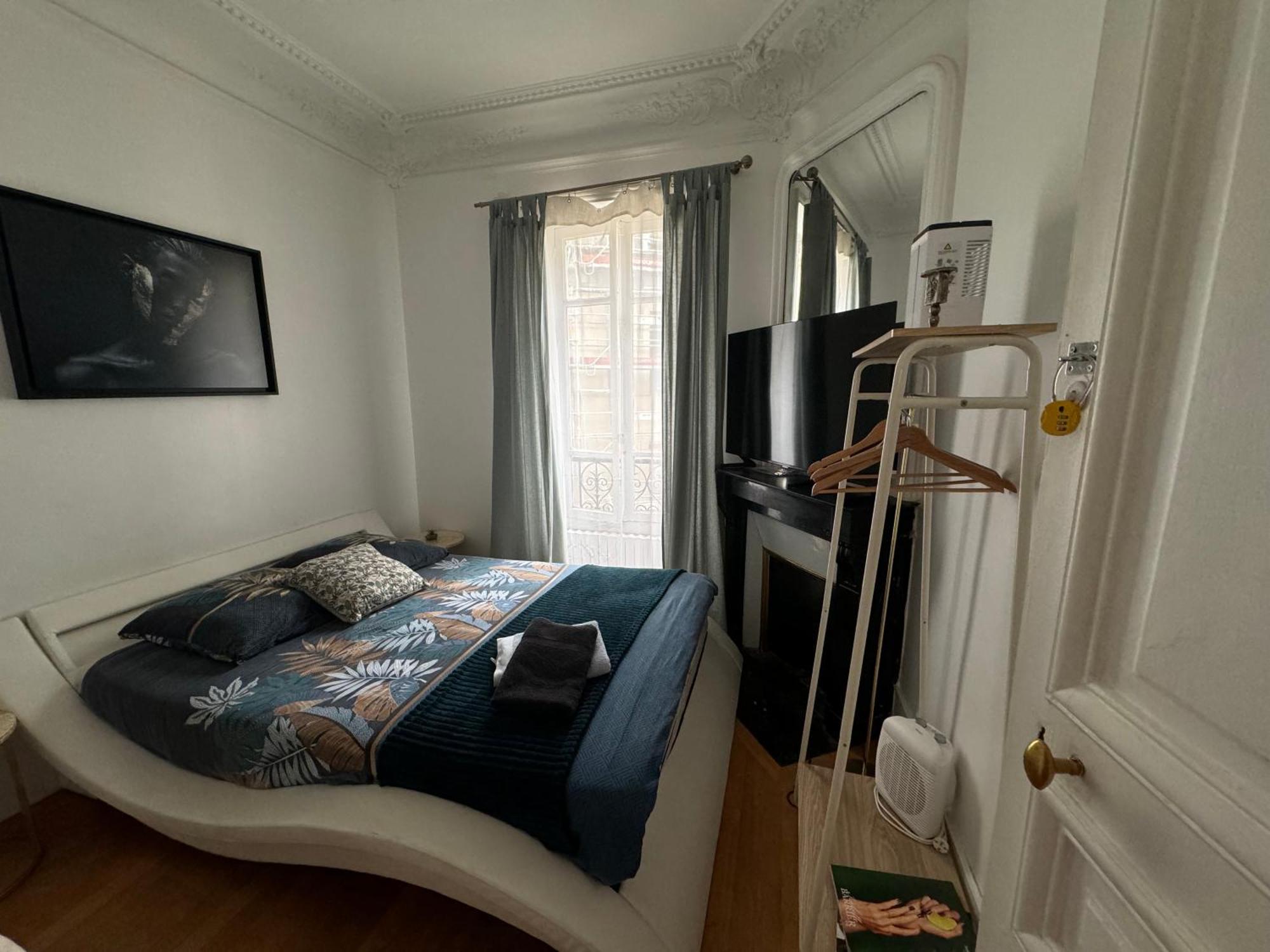 Appartamento Beautiful Nearby Champs Elysees Parigi