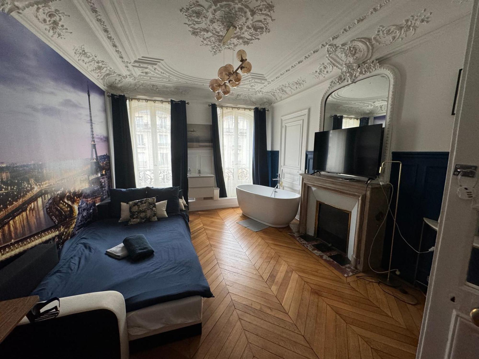 Beautiful Nearby Champs Elysees Appartamento