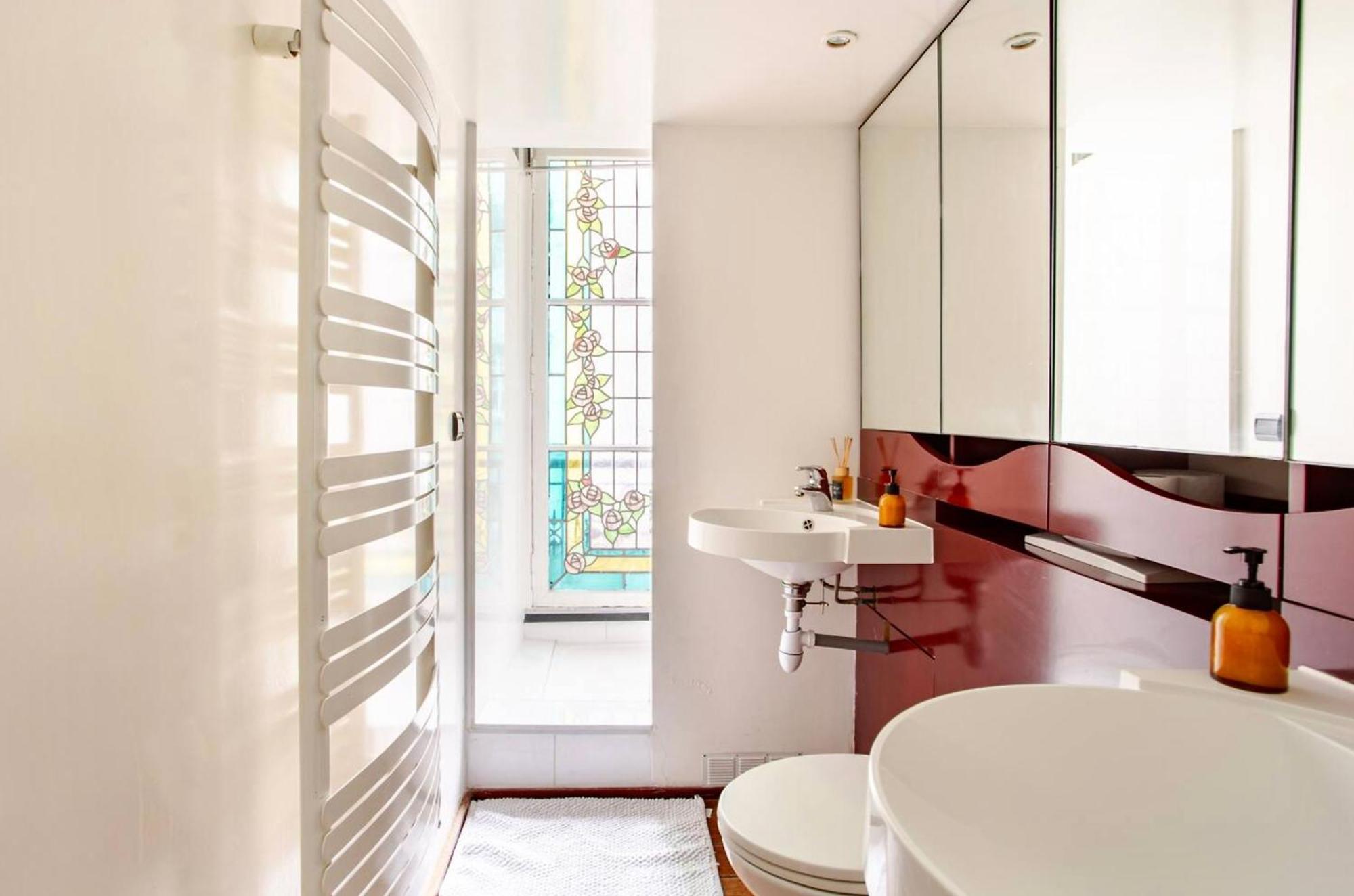 Chic Parisian Flat *