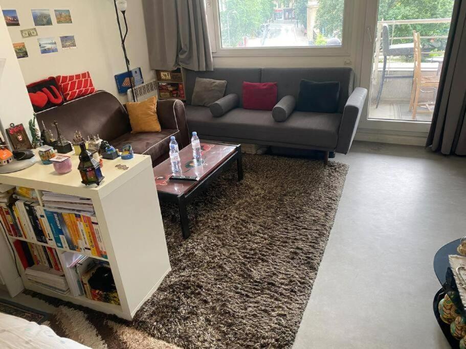 Cosy A Balcon Tour Eiffel Et Parking Appartamento Parigi