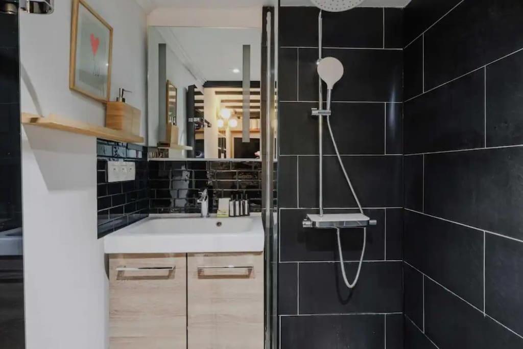 Appartamento Duplex Au Coeur Du Marais, 4th Arrondissement