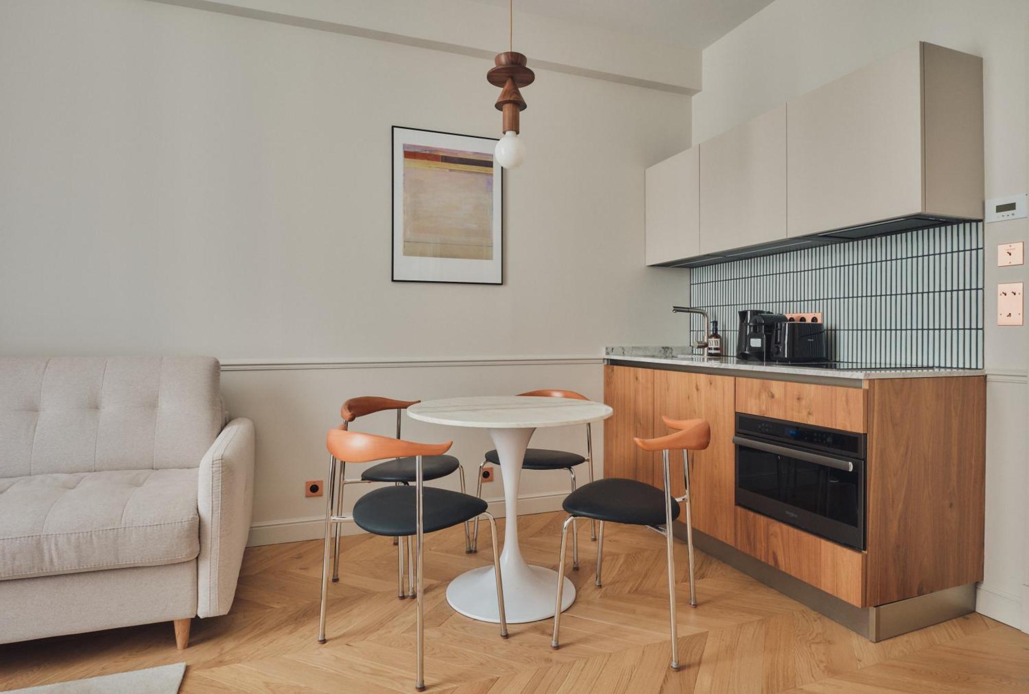 Nestay Sentier Aparthotel *