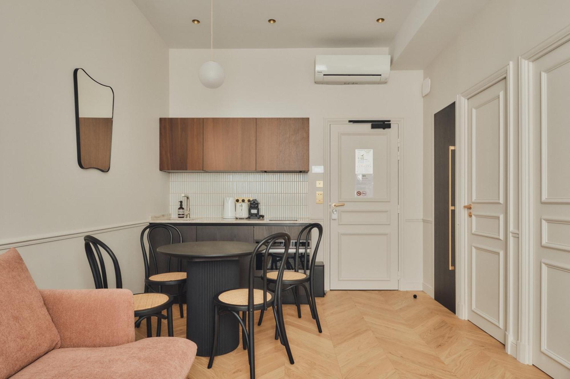 Aparthotel Nestay Sentier *