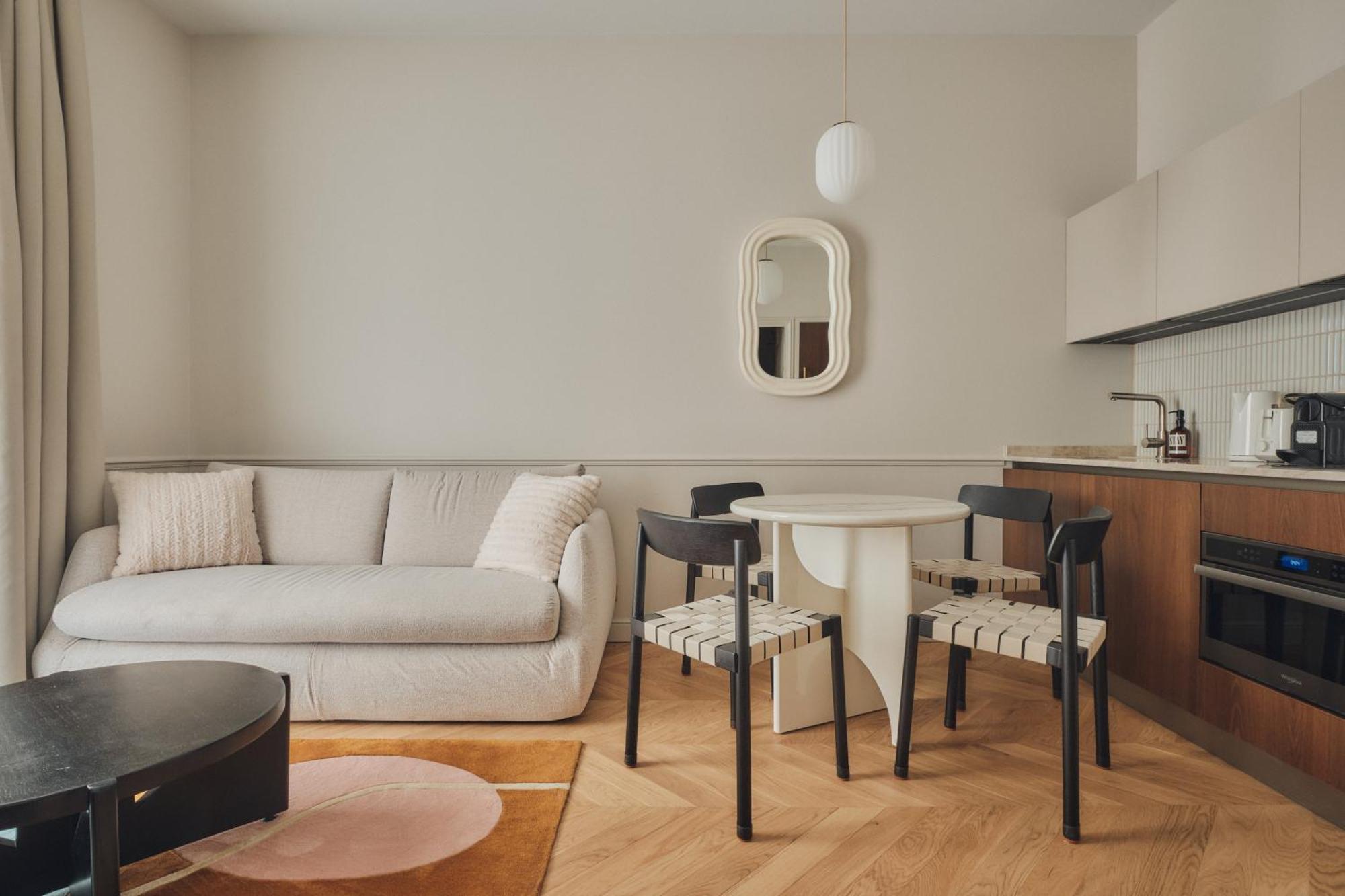 Nestay Sentier Aparthotel *