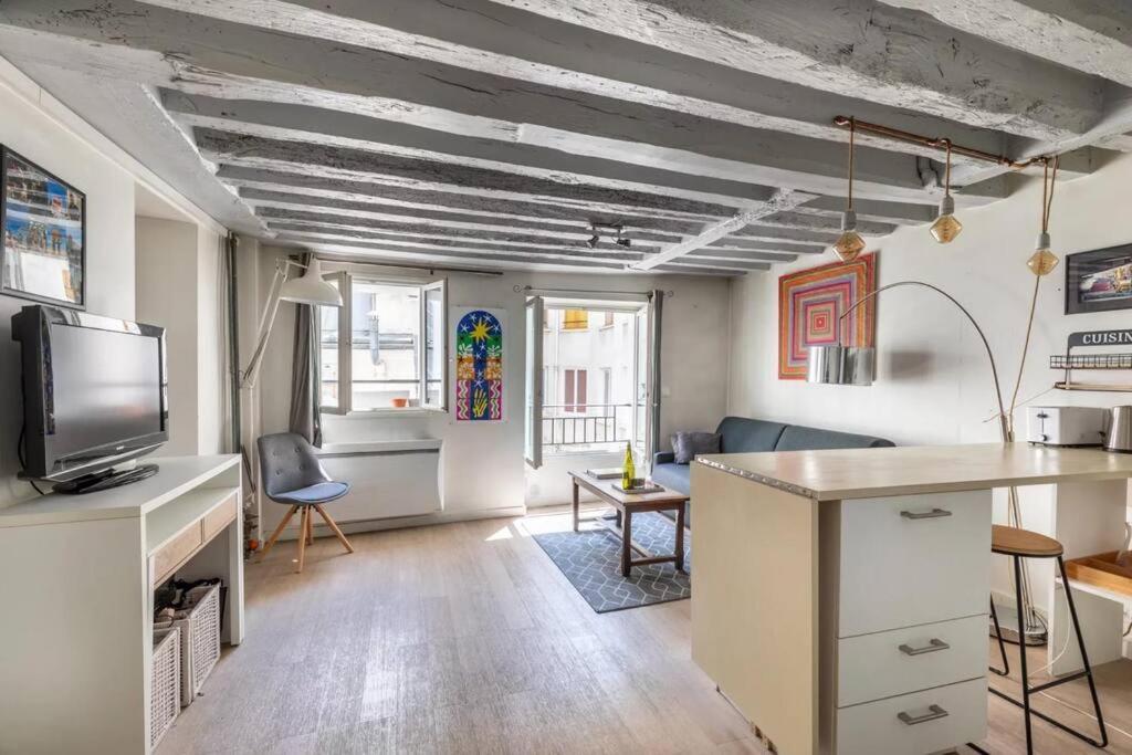 Geranimus 194 Montorgueil Apartment