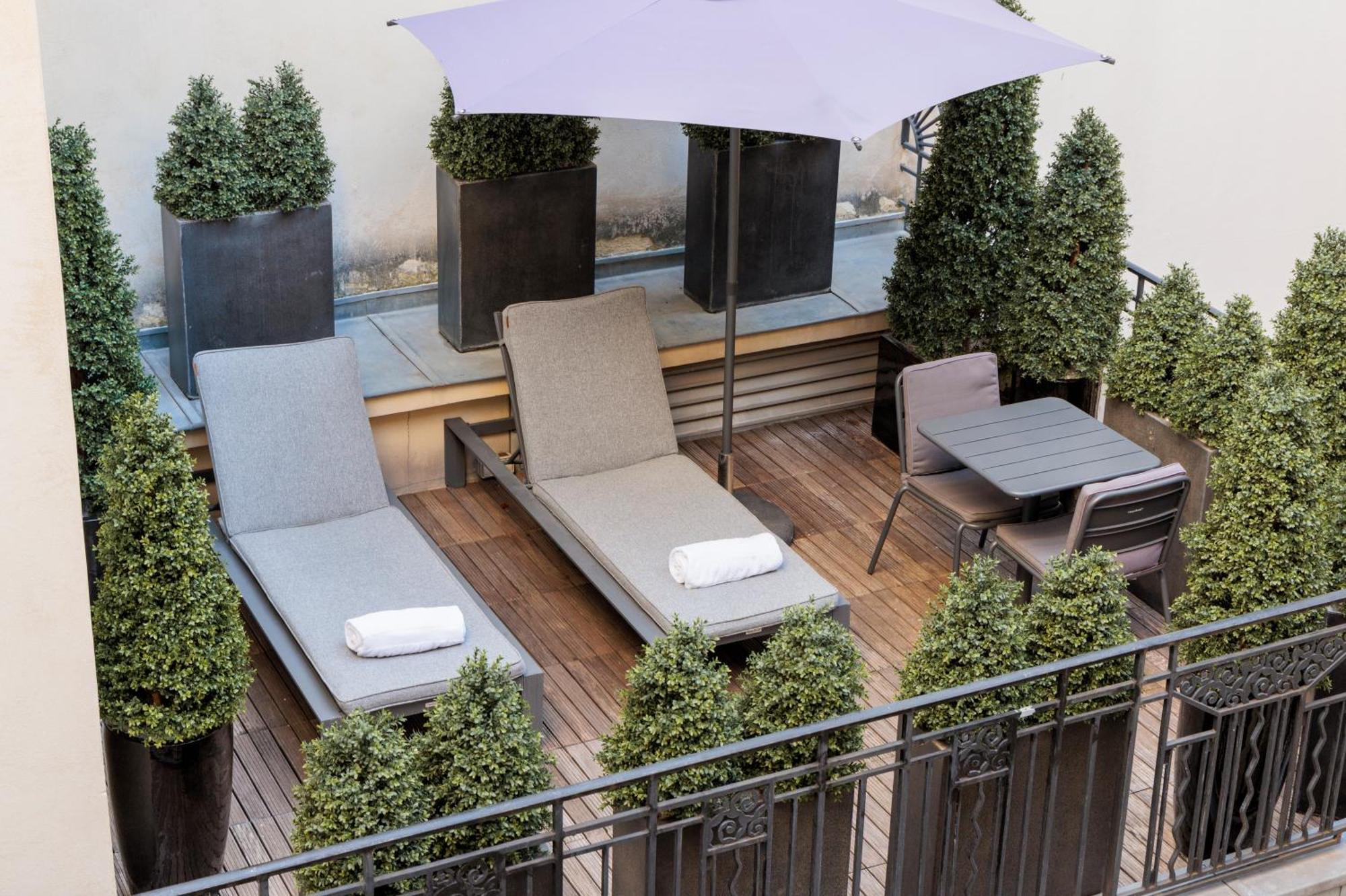 Montaigne Hotel Parigi